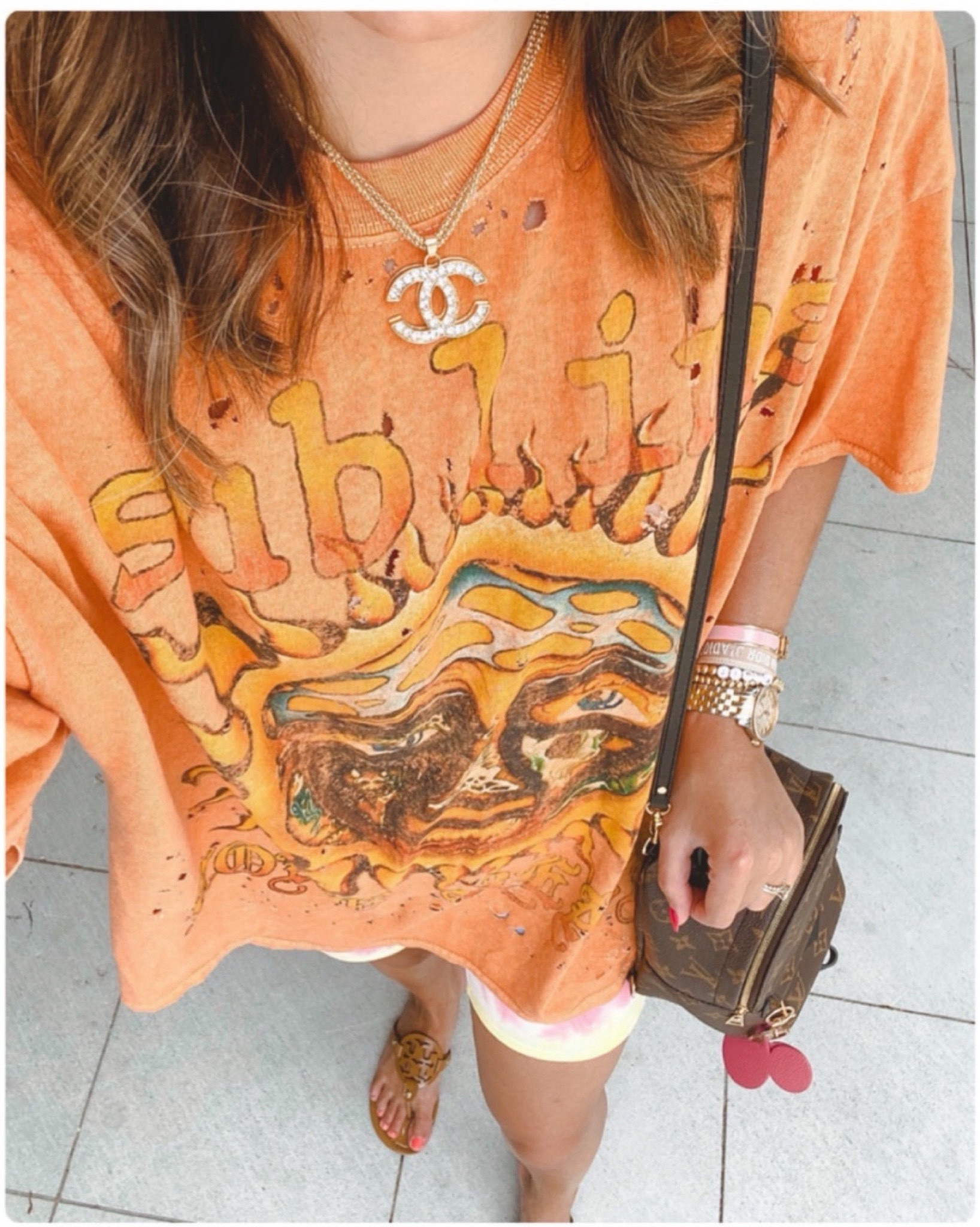 Graphic band t-shirt dress oversized tee




#LTKfindsunder50 #LTKstyletip #LTKfindsunder100