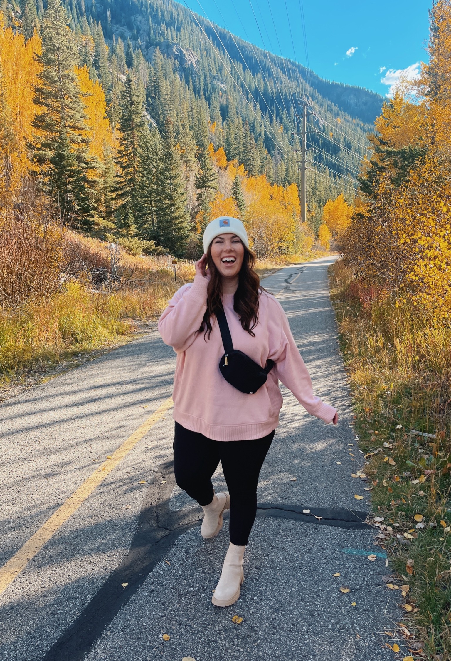 This oversized Crewneck is a MUST for the season! Wearing large! 

#LTKcurves #LTKstyletip #LTKSeasonal