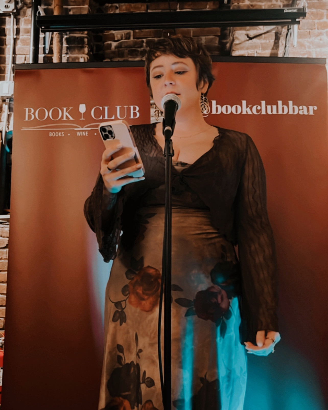 Poetry Performance

#LTKFestival #LTKparties #LTKSeasonal