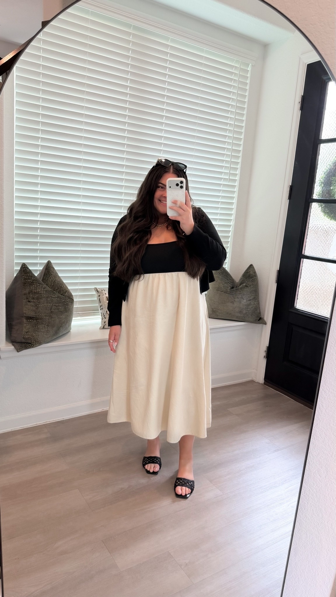 Workwear. Workwear dress. Lightweight sweater. Colorblock dress

#LTKgrwm #LTKWorkwear #LTKootd