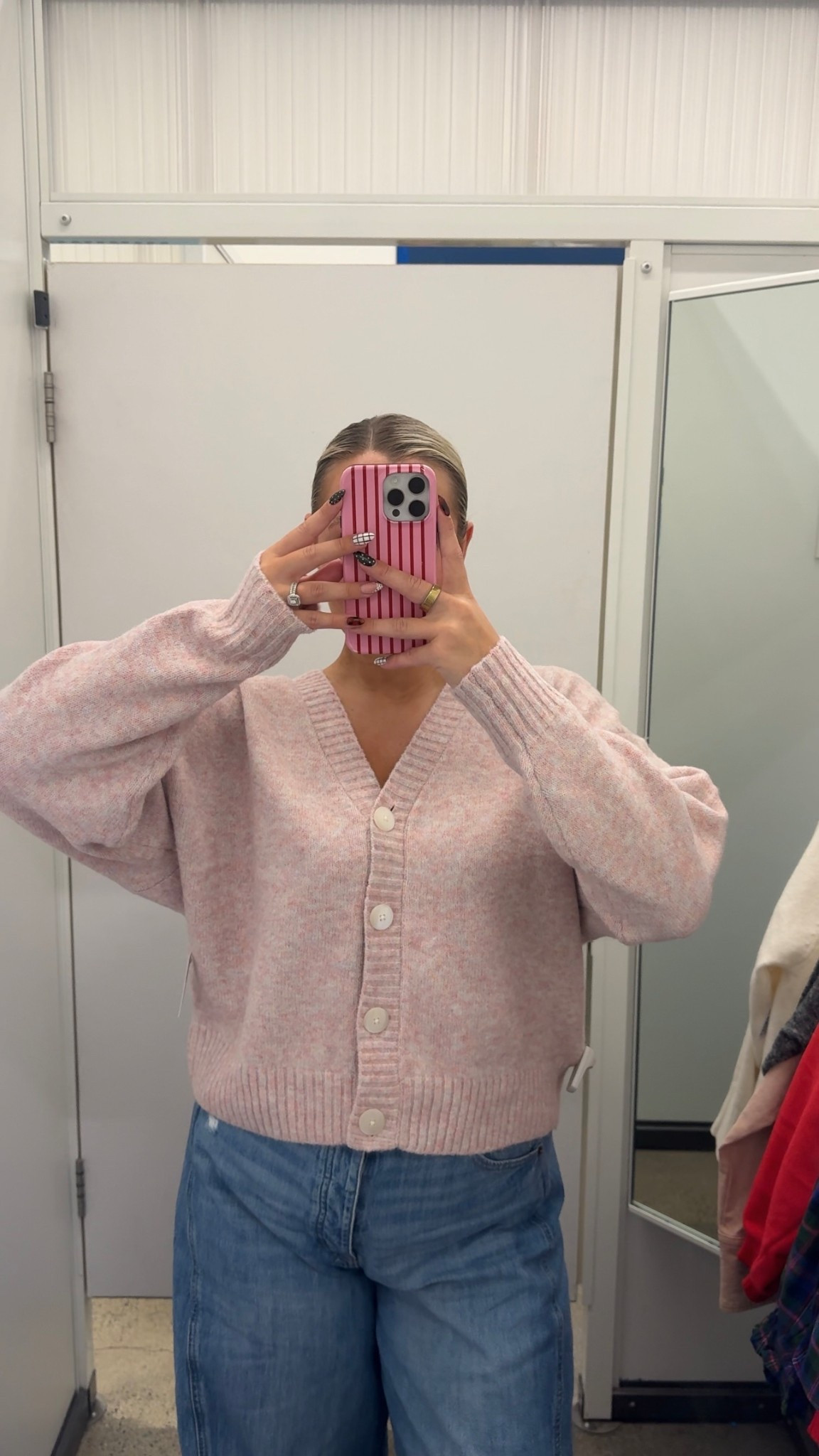 Size large !!

#LTKHoliday #LTKSeasonal #LTKMidsize