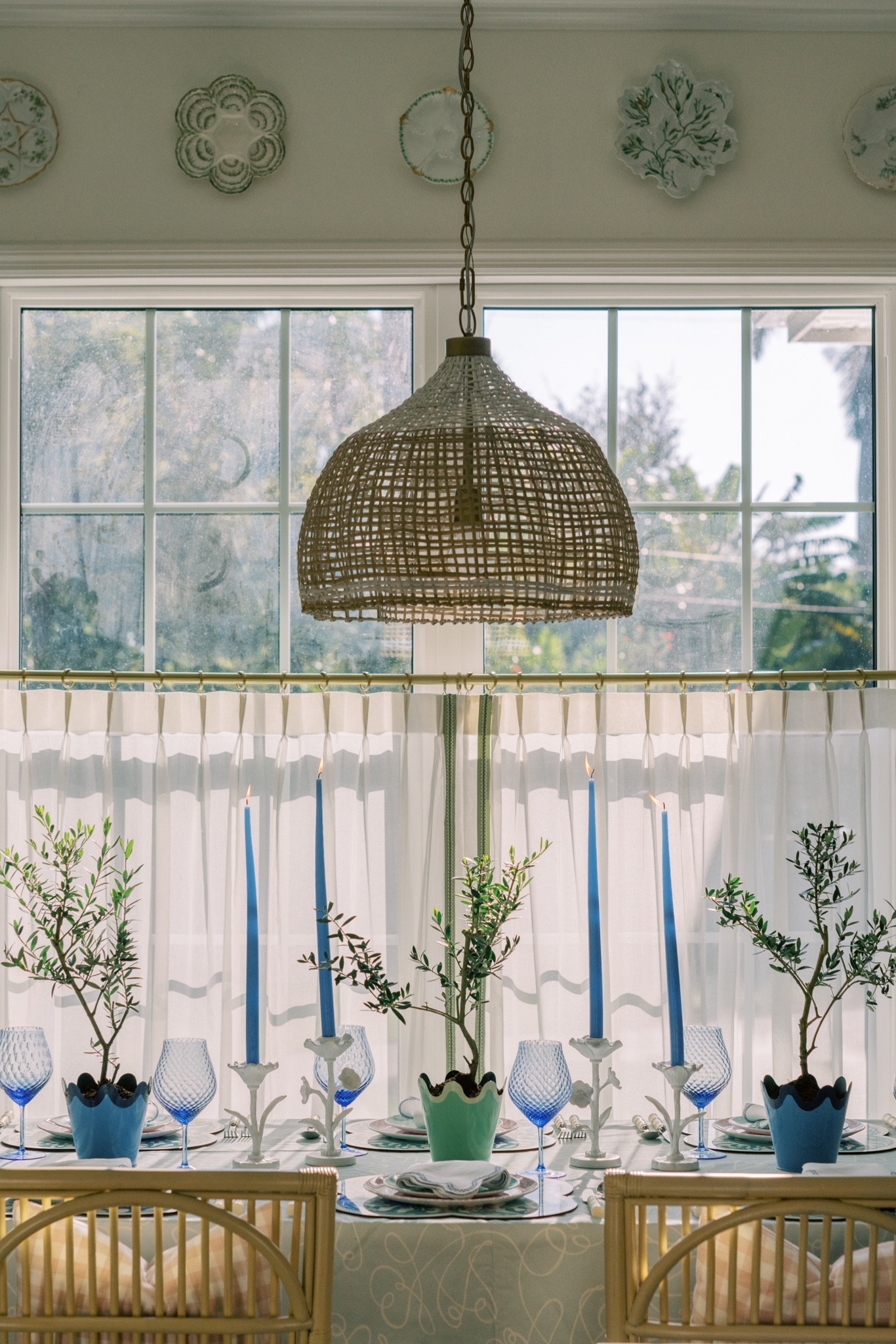 Serene tablescape 🤍

#LTKfindsunder100 #LTKstyletip #LTKhome