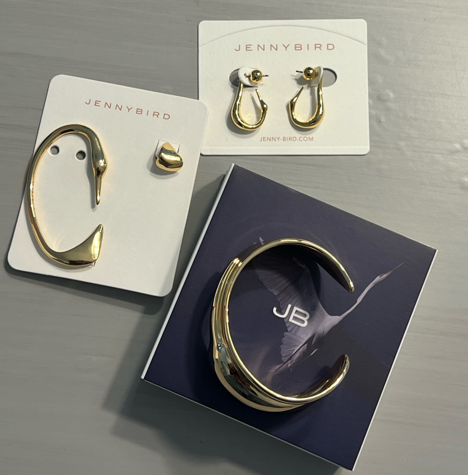 Gold jewelry has my 🫀

#LTKTravel #LTKStyleTip #LTKWorkwear