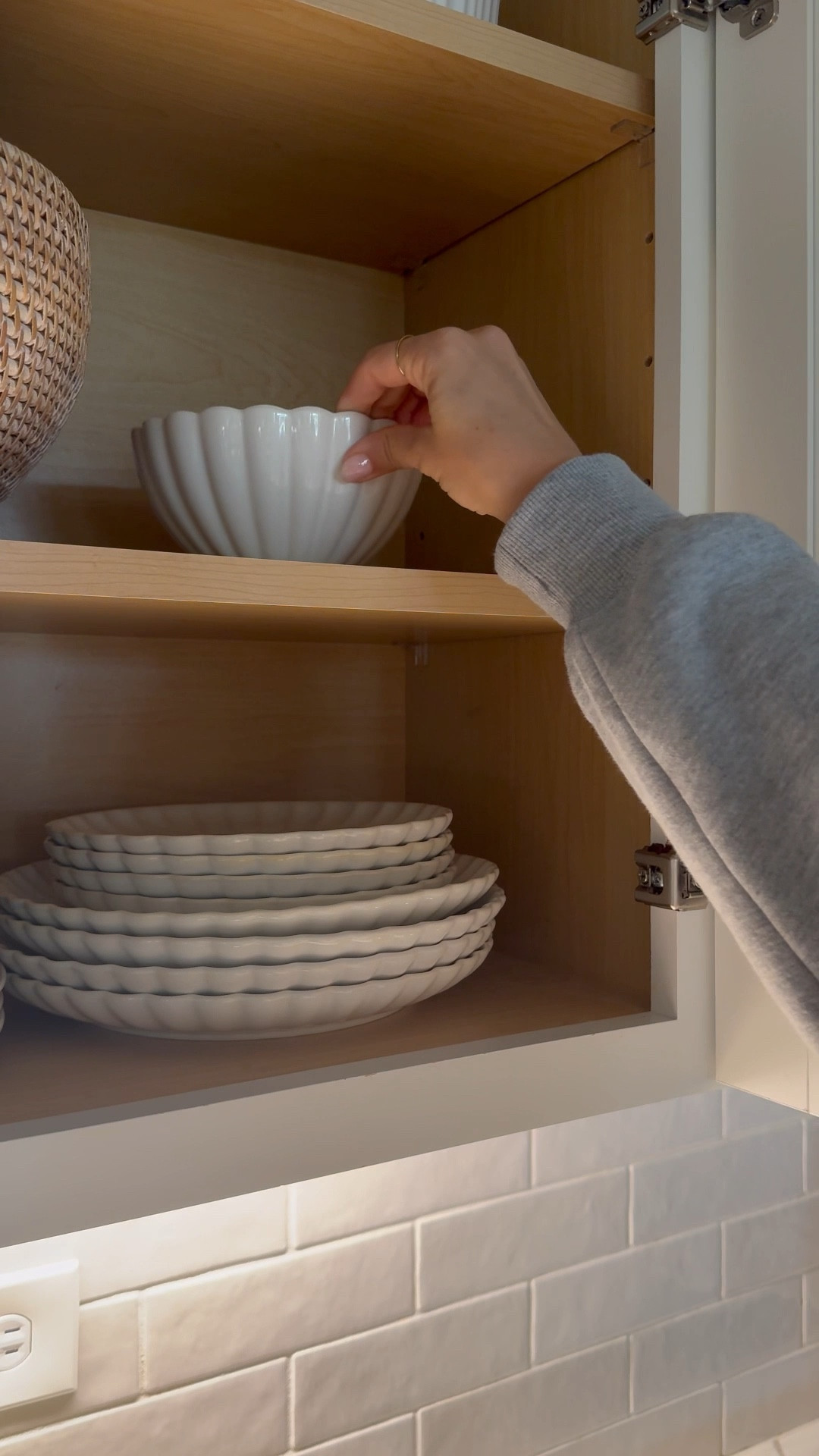 The prettiest dish set 