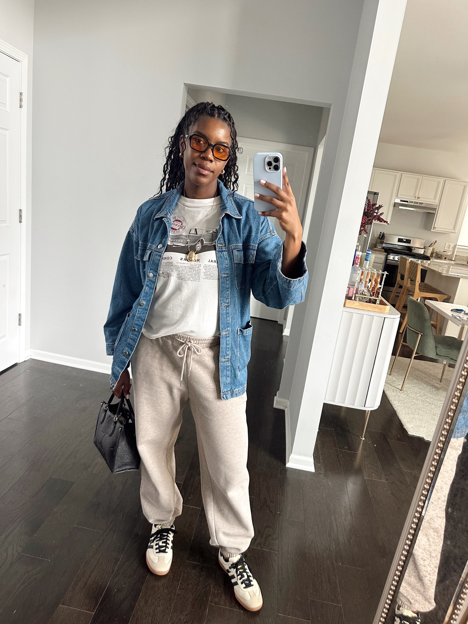 Casual OOTD 

#LTKShoeCrush #LTKFindsUnder50 #LTKFindsUnder100