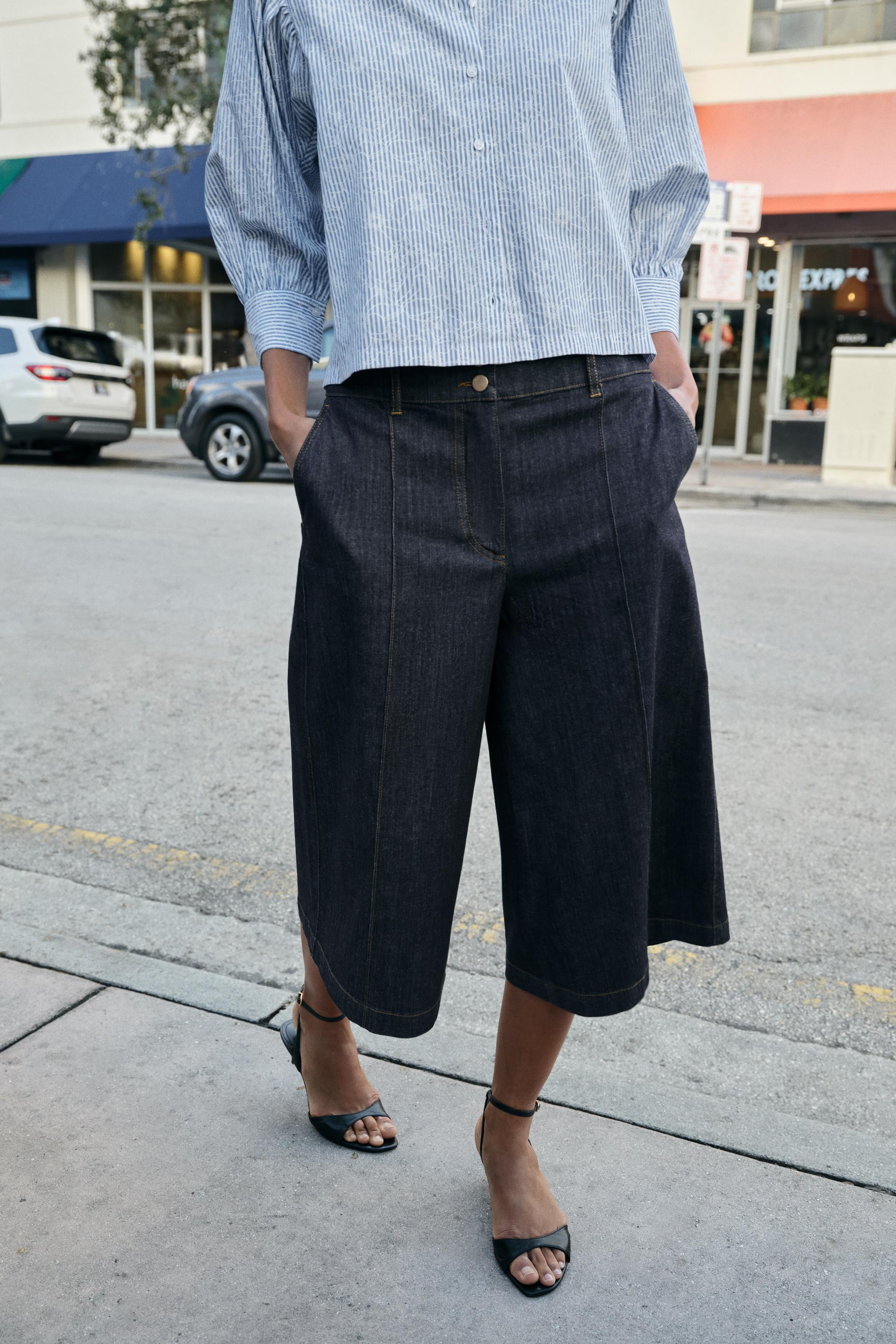 ZW COLLECTION STRAIGHT SHORTS WITH PLEATS | Zara US