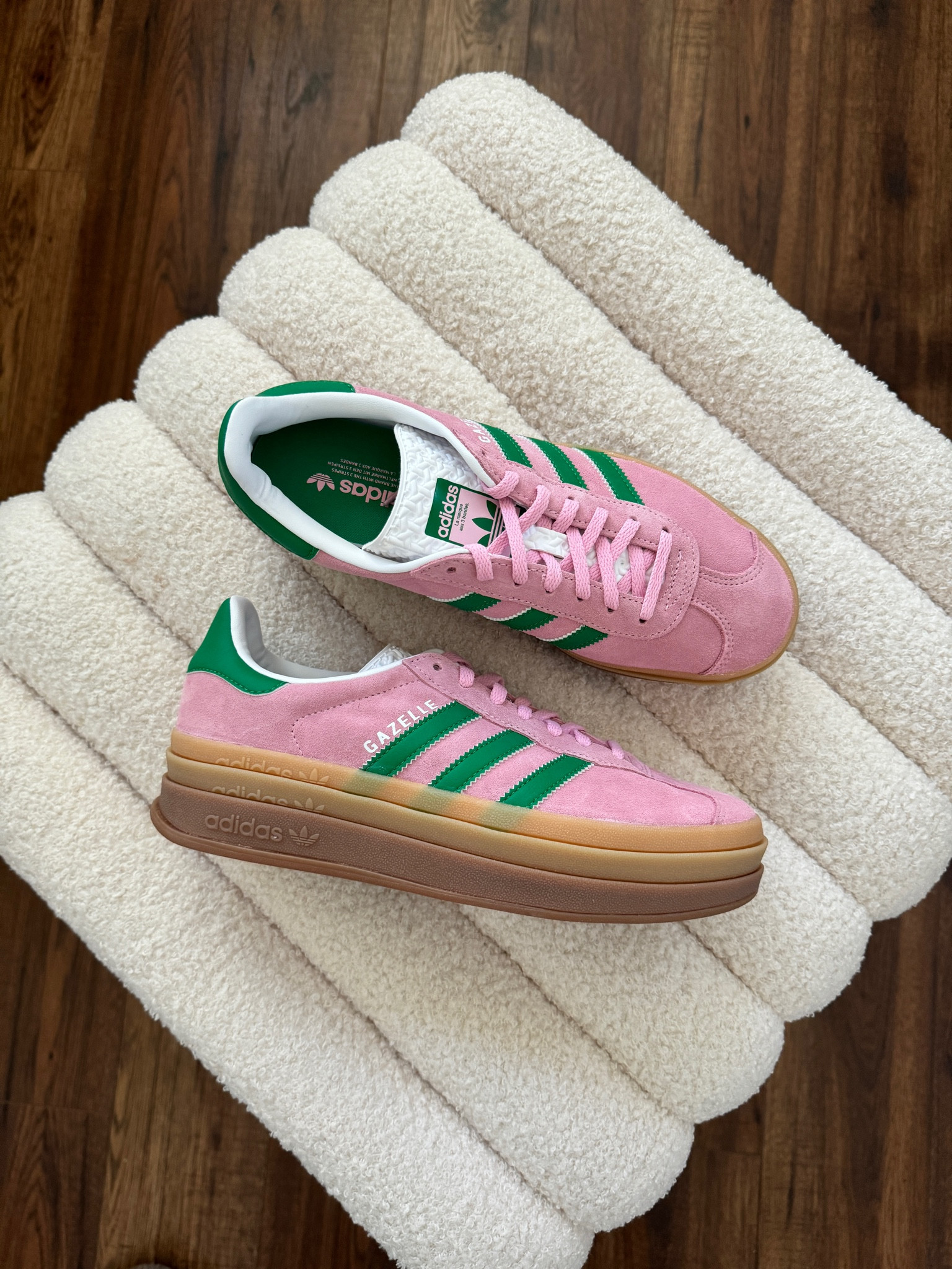 Adidas Gazelle Sneakers 


#LTKstyletip #LTKshoecrush