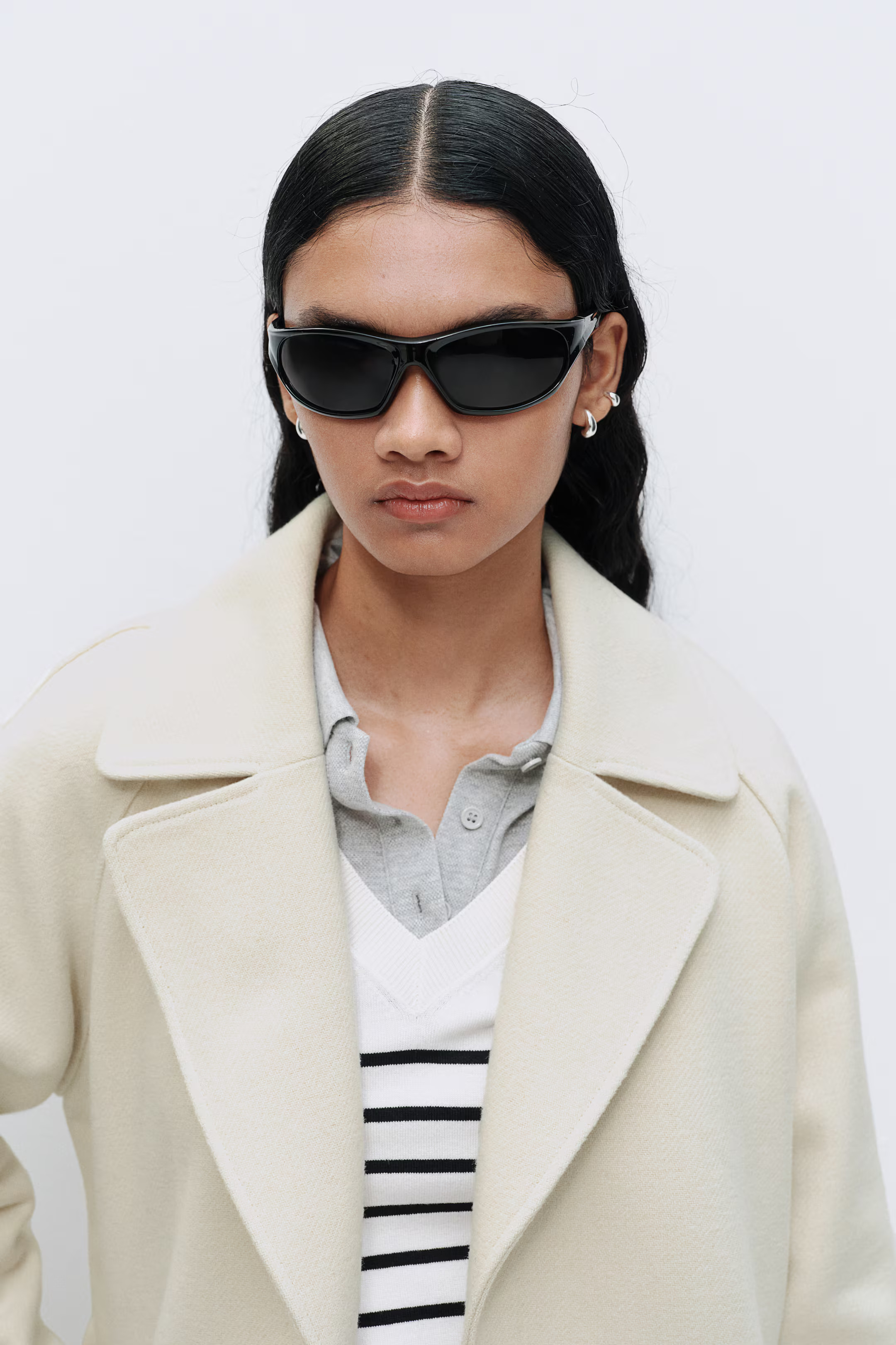 Tie-belt felted coat - V-neck - Long sleeve - Cream - Ladies | H&M GB | H&M (UK, MY, IN, SG, PH, TW, HK)