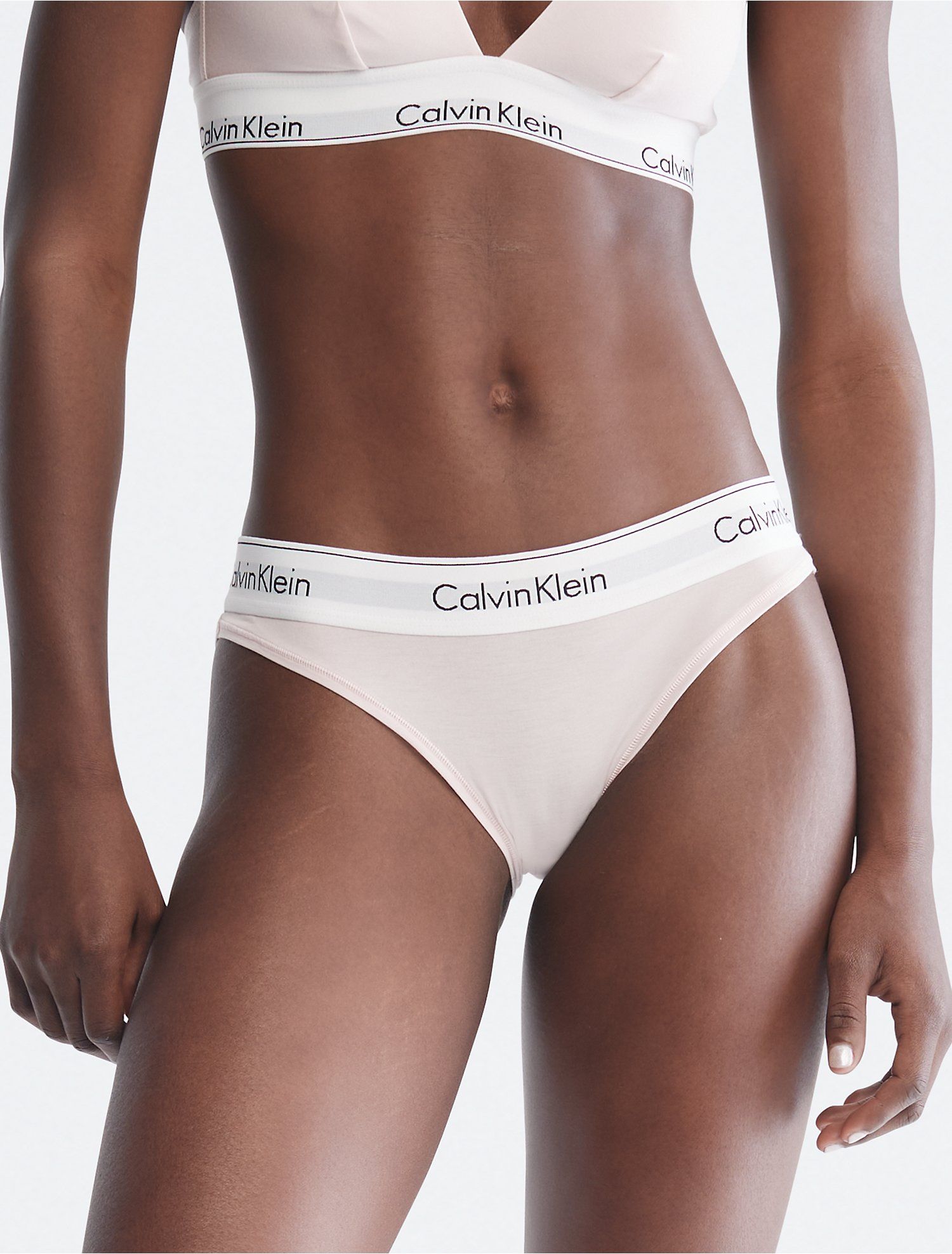Modern Cotton Thong | Calvin Klein | Calvin Klein (US)