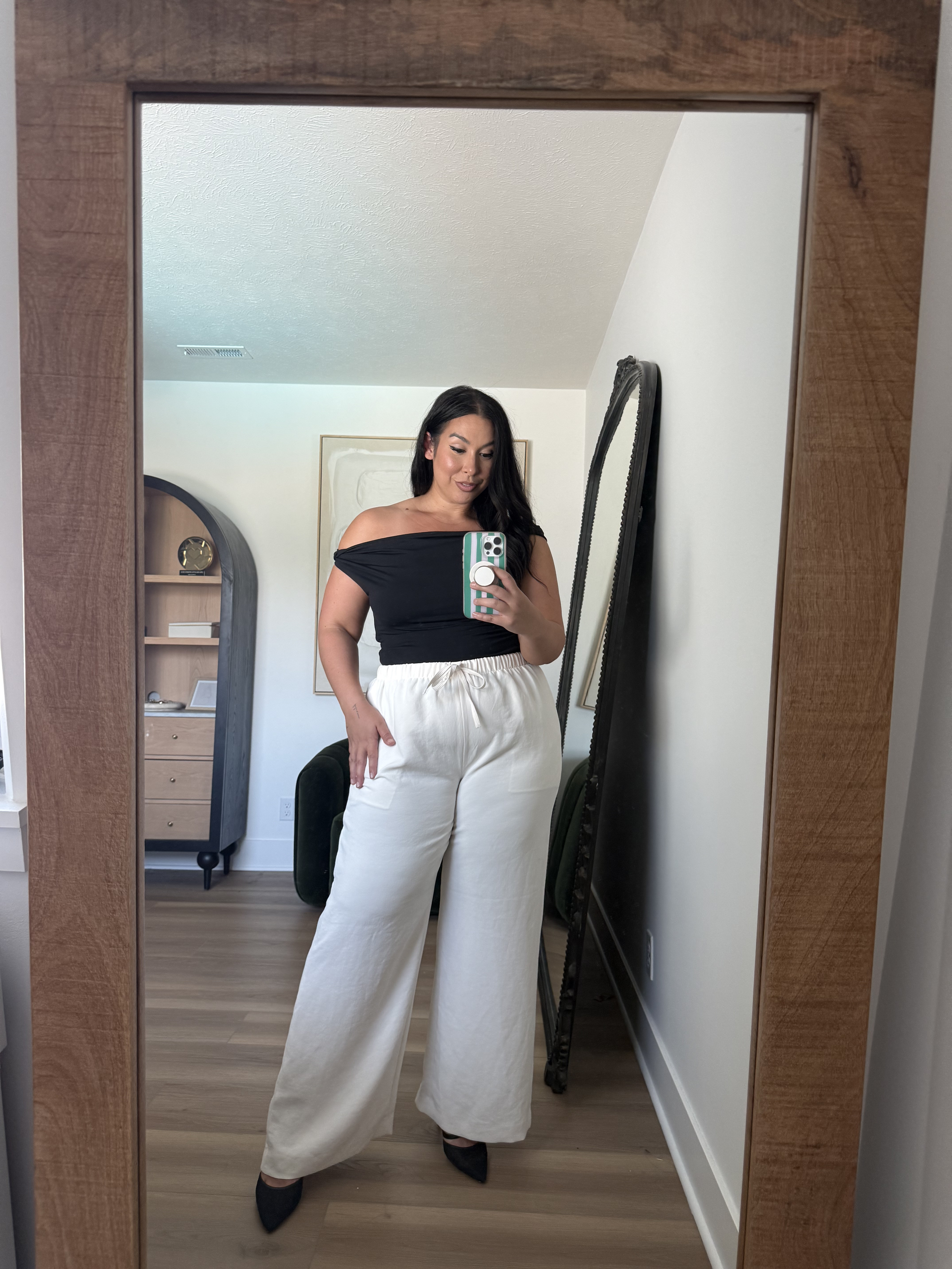 One of my favorite pants from Aritzia, so versatile! This top is so chic for date night, workwear!Tops: XL & 14 Bottoms: XL

aritzia, aritzia lodge pants, aritzia workwear, aritzia favorites, artizia off the shoulder top 

 #LTKSeasonal #LTKMidsize