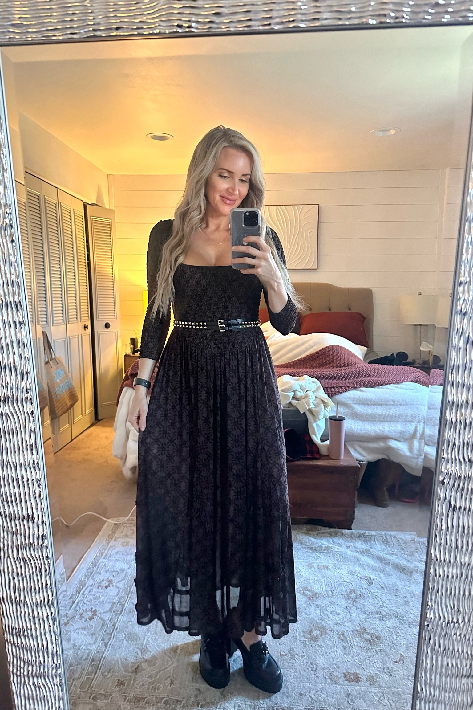 Such an amazing dress for winter & so comfy 💋 Size : XS

#LTKSeasonal #LTKparties #LTKstyletip