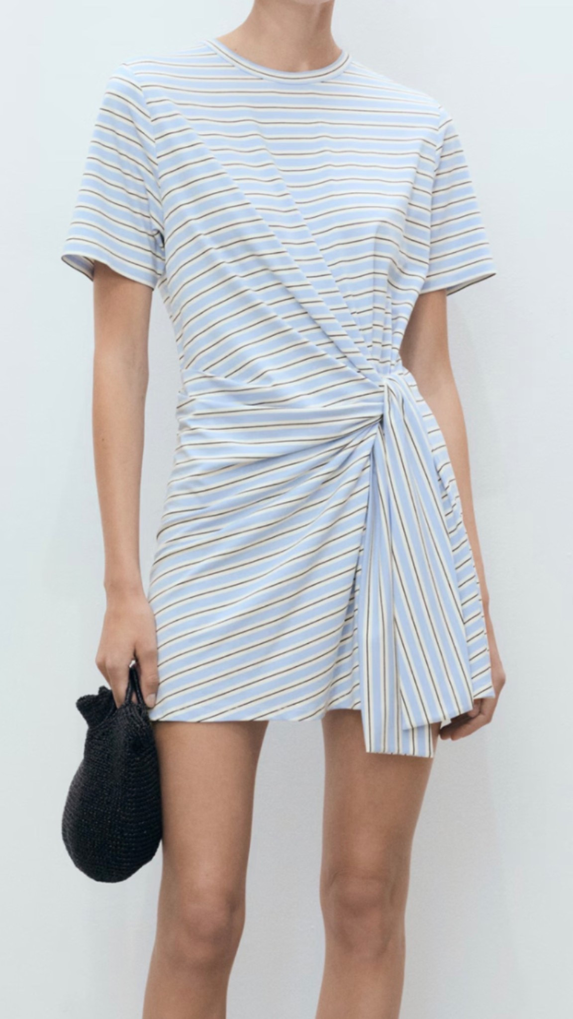 Tshirt dress 

#LTKuk #LTKeurope #LTKsummer