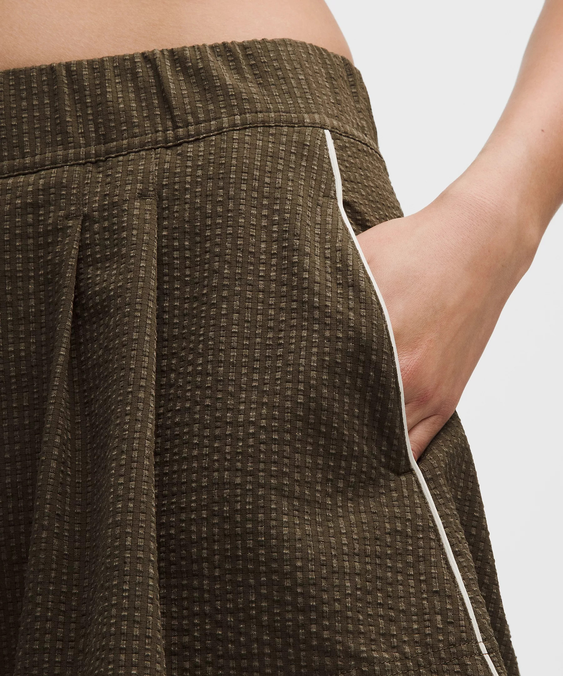 Seersucker WovenAir High-Rise Pleated Short 3.5" | lululemon (CA)