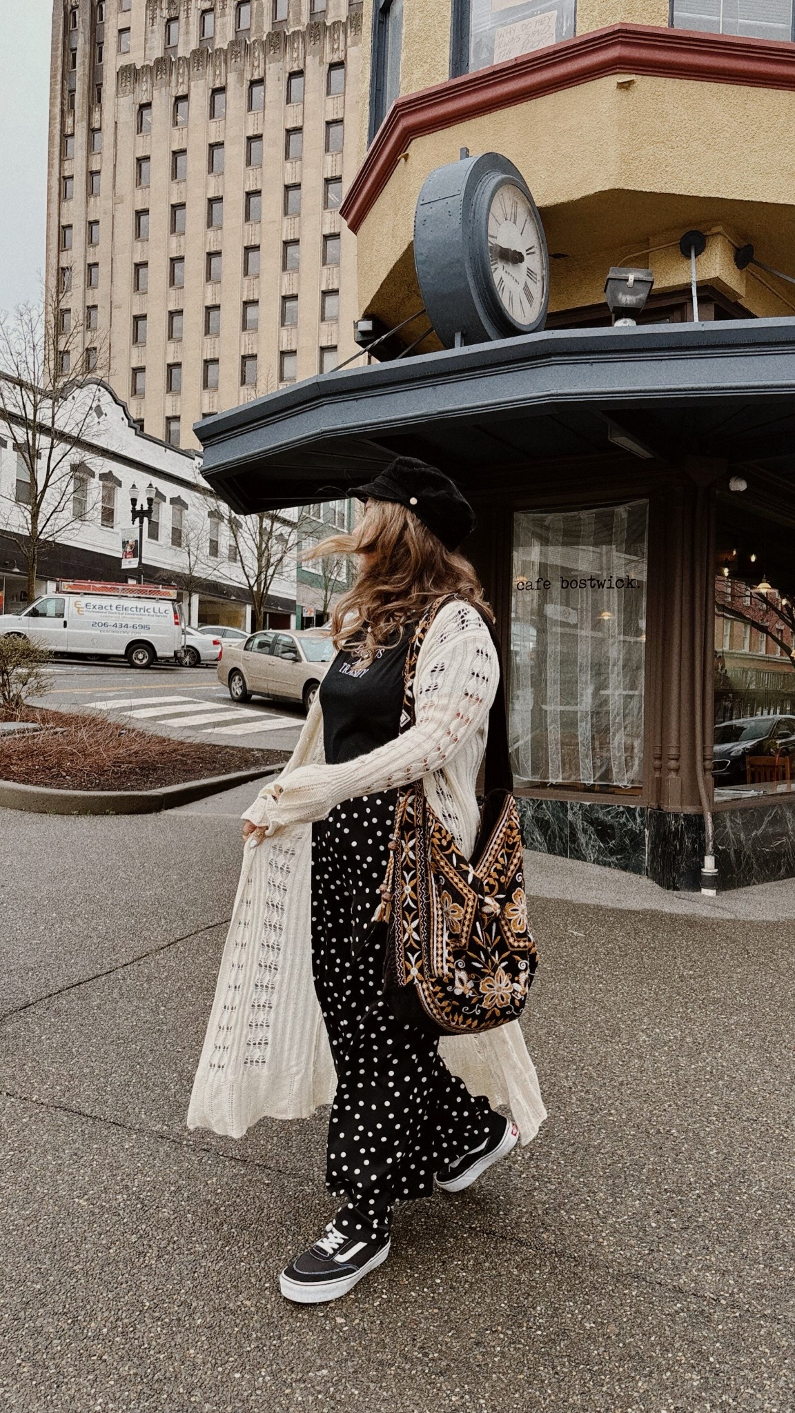 Coffee dates 

#LTKMidsize #LTKPlusSize