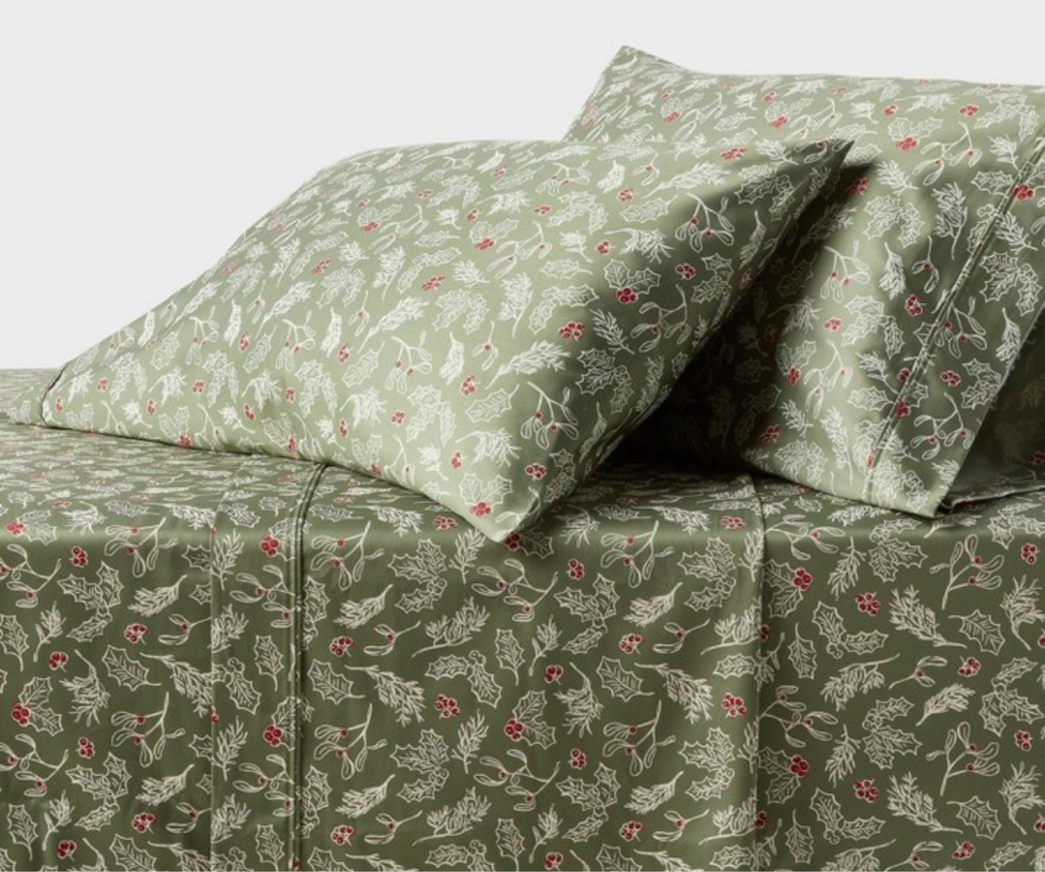 I LOVE having holiday sheets for all of us. Parents included 😊🥰

#LTKHoliday #LTKHome #LTKSeasonal