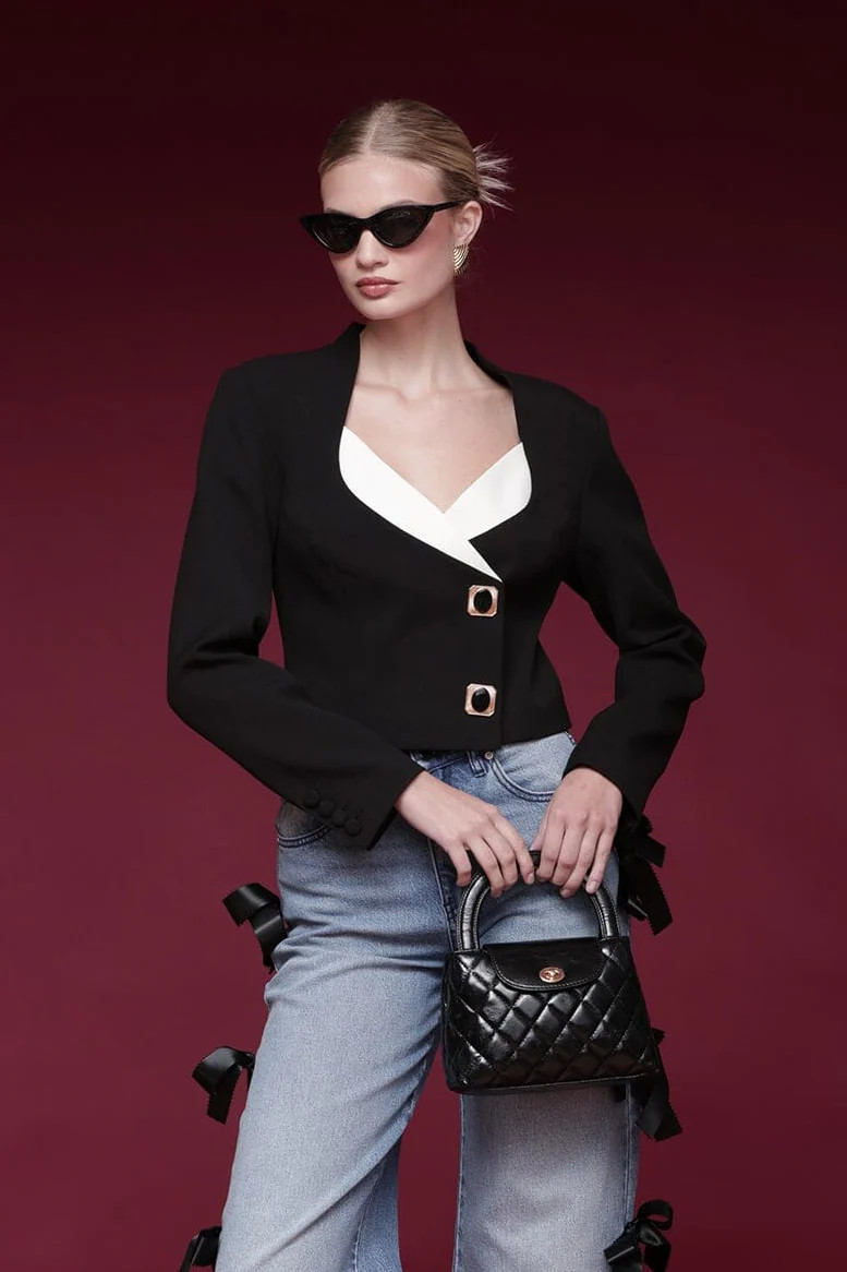 Contrast Lapel Novelty Button Blazer | Avec Les Filles