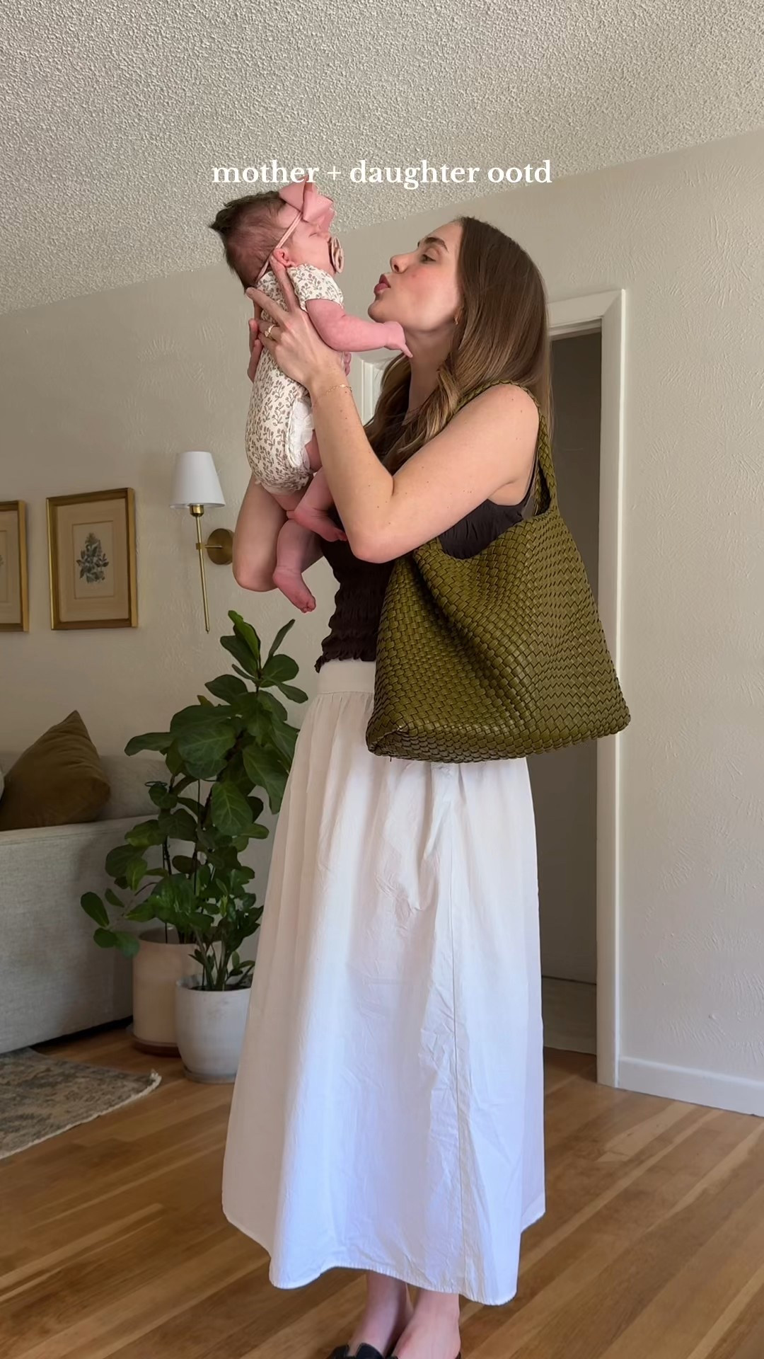 mother/baby ootd #babyclothes #babygirl #affordablefashion #postpartum #smocked #nursingfriendly

#LTKBaby #LTKStyleTip #LTKFindsUnder100