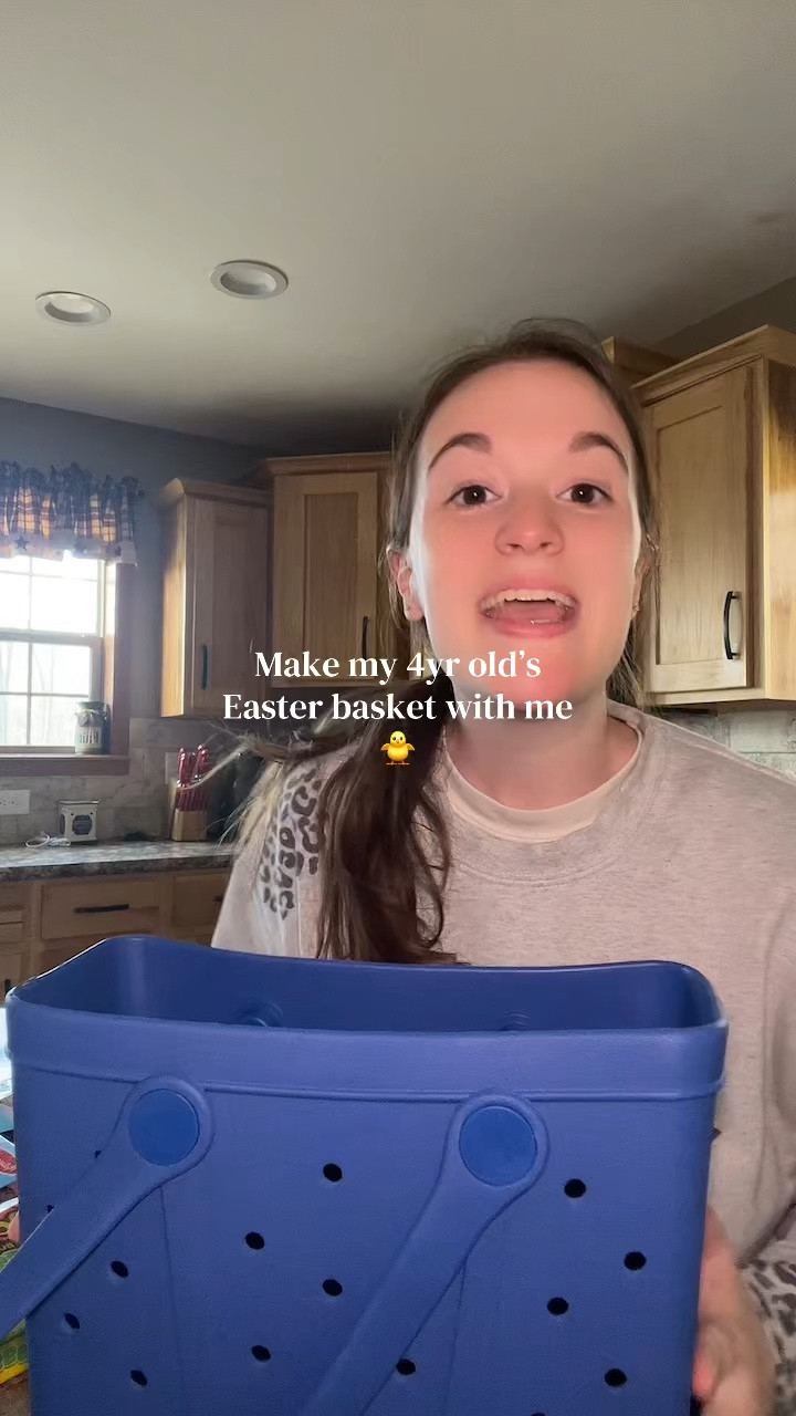 Already obsessed with this beach tote 😍 I can’t find the mini one anymore but linked the full size for you!

#LTKmomlife #LTKKids #LTKdayinmylife