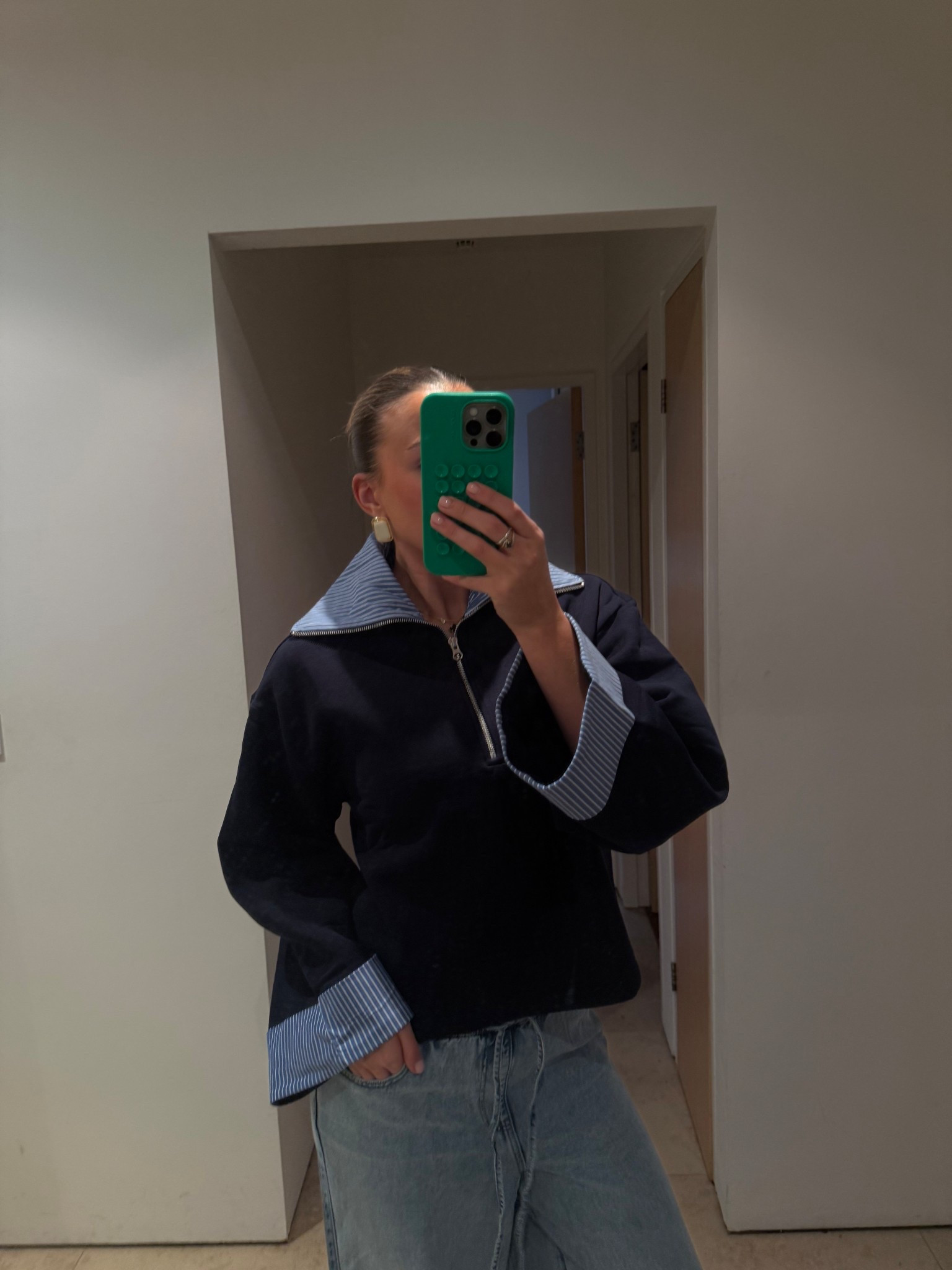 One for the office baddies 🤍 I wear size medium 