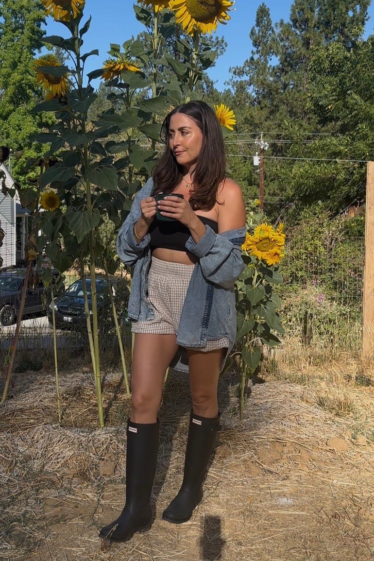 In my country gardening era! Mostly cotton fit except for the boots. #summeroutfits #soontobefallvibes 