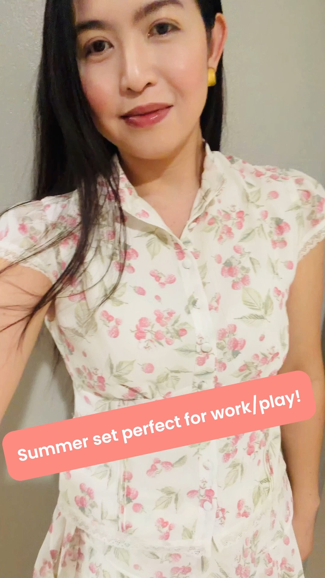 This summer set is perfect for work, events, and every thing else this season!🌸 I love the raspberry print on white, this is made of chiffon fabric that’s lightweight and best part is, wrinkle resistant so no ironing needed! Wearing an S for the top and M for the matching skirt😘🤗
.
.
.
.
.
#ltksummerstyle #summeroutfits #summerset #whiteoutfit #summerworkoutfits #whitesleevelesstop #matchingsets #ltkfindsunder100

#LTKWorkwear #LTKSeasonal #LTKootd