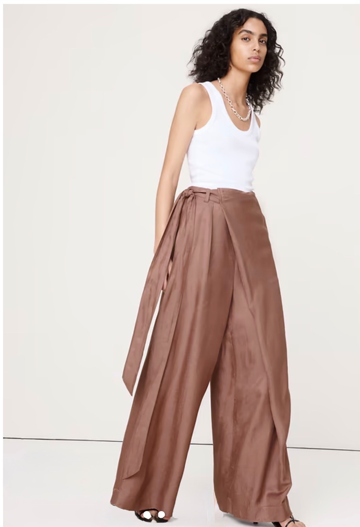 work outfits

VISCOSE-LINEN PALAZZO PANT
#workwear #office #outfit

#LTKSeasonal #LTKOver40