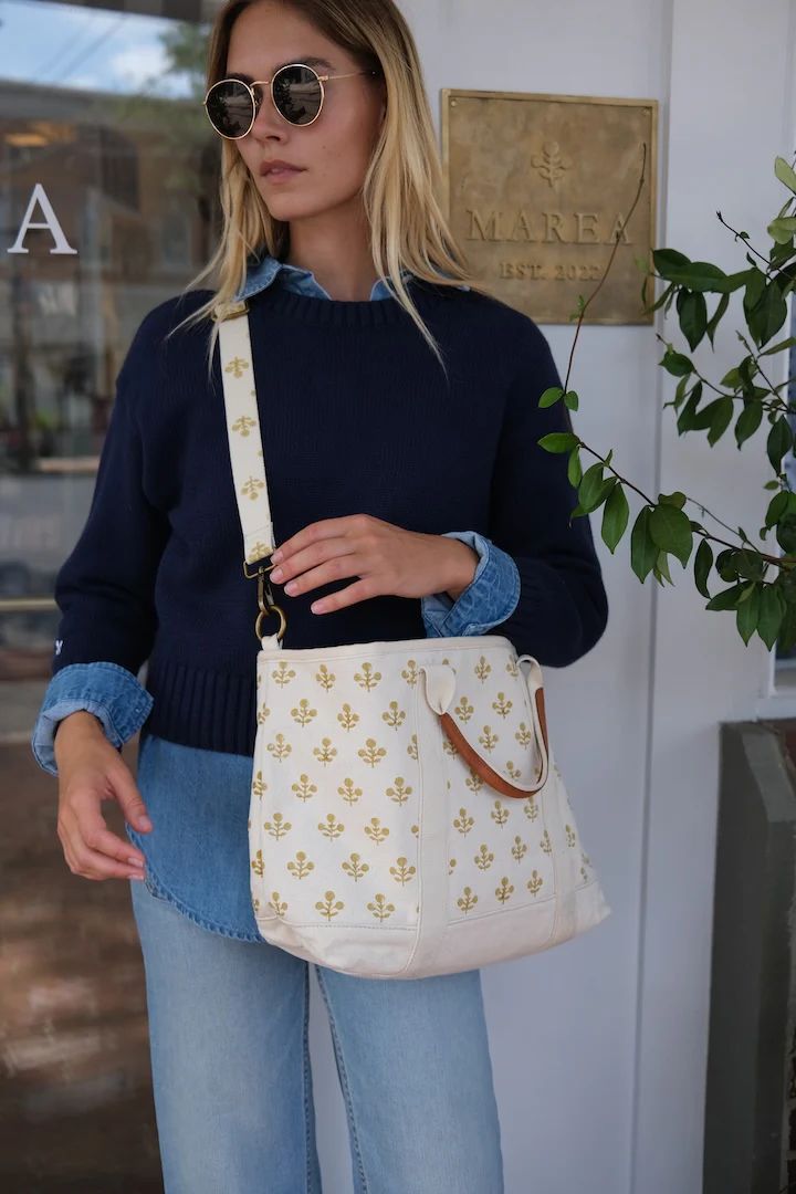 Marea Flower Canvas Day Bag | Marea