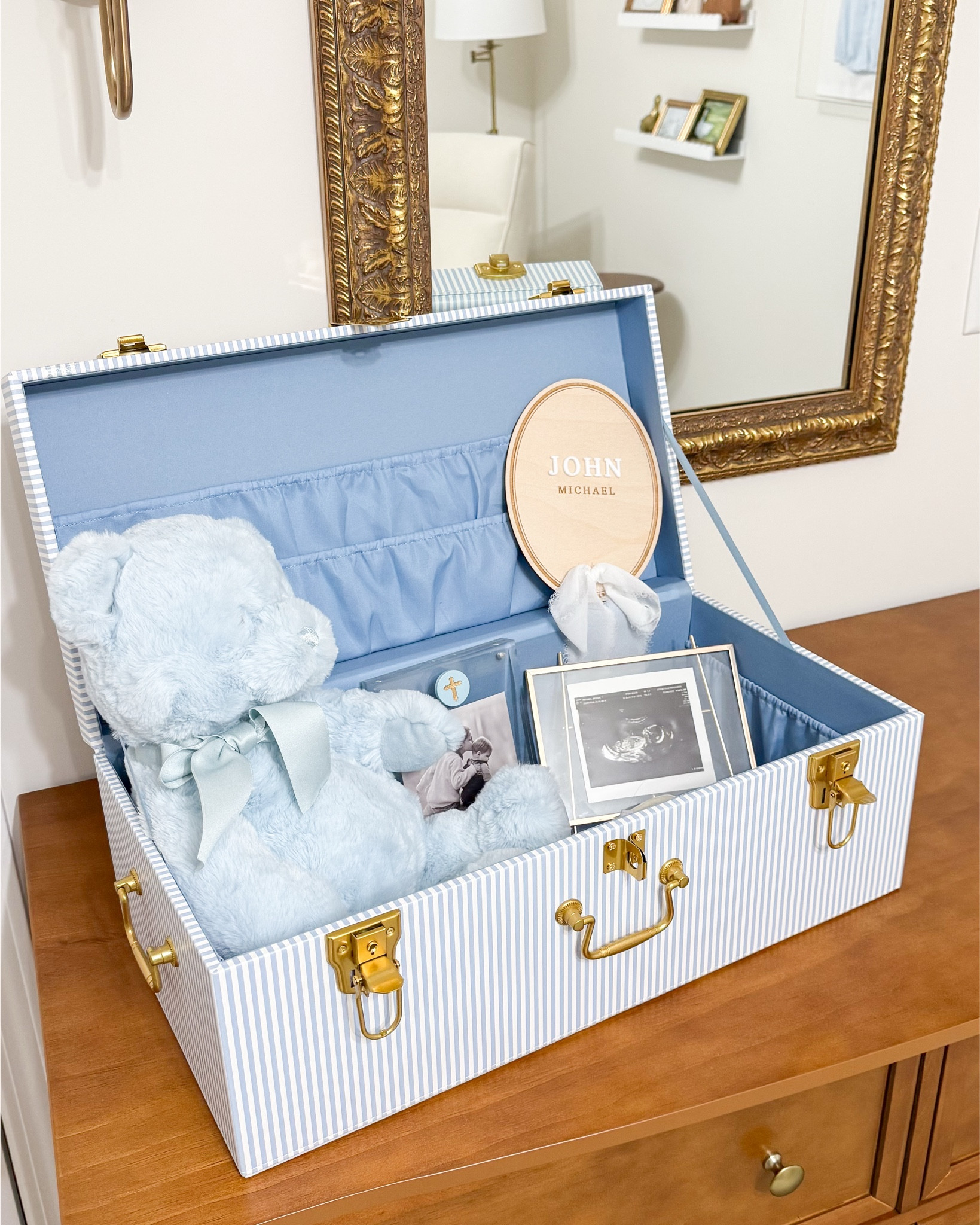 The cutest keepsake trunks, only $115! AMAZING quality 

#LTKKids #LTKBaby #LTKSaleAlert