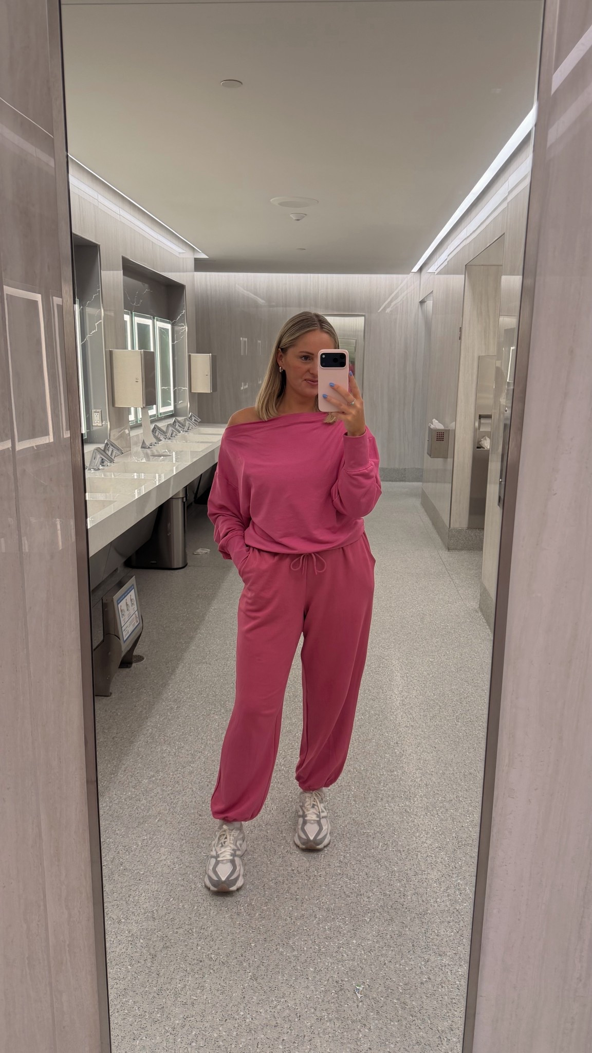 Travel fit on sale! 

#LTKgrwm #LTKootd #LTKSpringSale