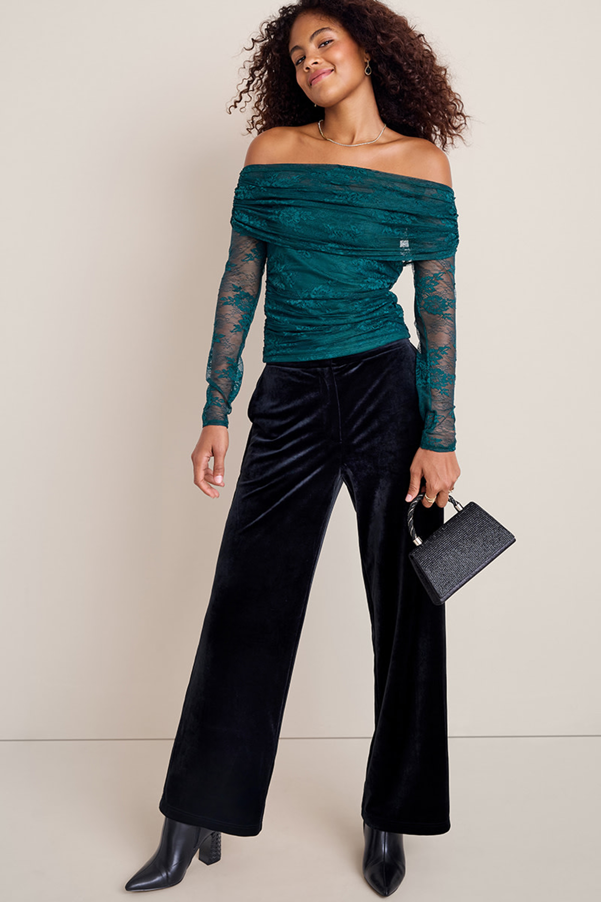 Valerie Velvet Wide Leg Pants | Francesca's
