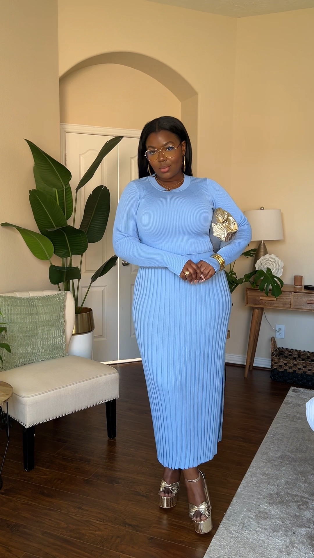 For this 2-piece set, the top and bottom are both ribbed with plenty of stretch. I sized down from XL to L! The top has thumbholes, and the skirt has a split you can wear on either side, back, or even front. Pair it with boots for the cooler months, and it comes in several colors. Such a fab Amazon find!

#LTKunder50 #LTKcurves #LTKstyletip #LTKfall #LTKfinds #AmazonFashion #RibbedSet #FallStyle

#LTKStyleTip #LTKFindsUnder50 #LTKMidsize