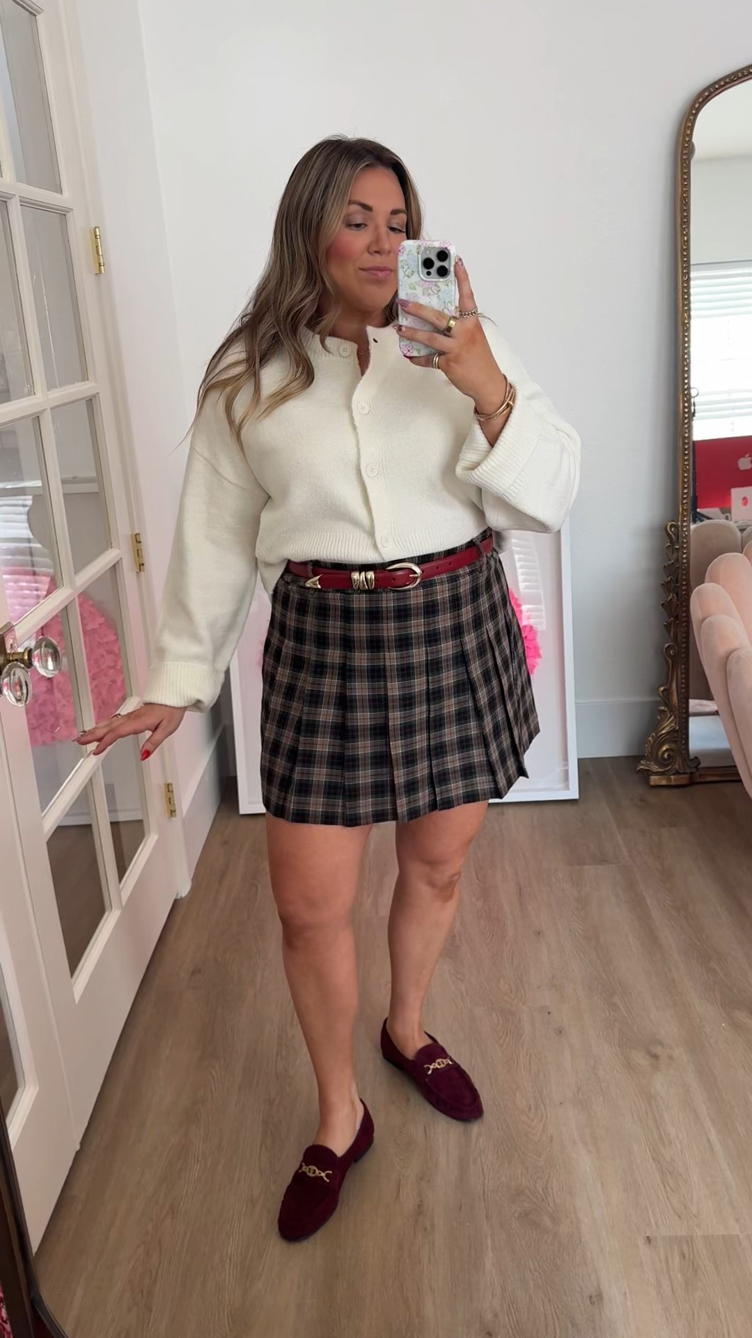 curvy midsize casual outfit for fall! wearing size large in cream cardigan and xl in plaid skirt. loafers run TTS

nordstrom anniversary sale 
N Sale
fall style
curvy style 

#LTKSaleAlert #LTKMidsize #LTKFindsUnder100