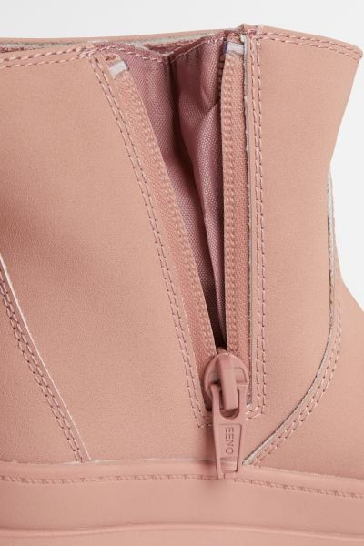 Waterproof Boots | H&M (US + CA)