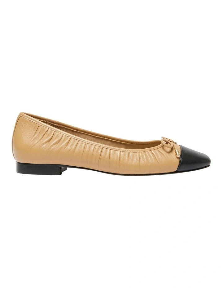 Fame Ballet Flats in Black  Leather / Camel | Myer