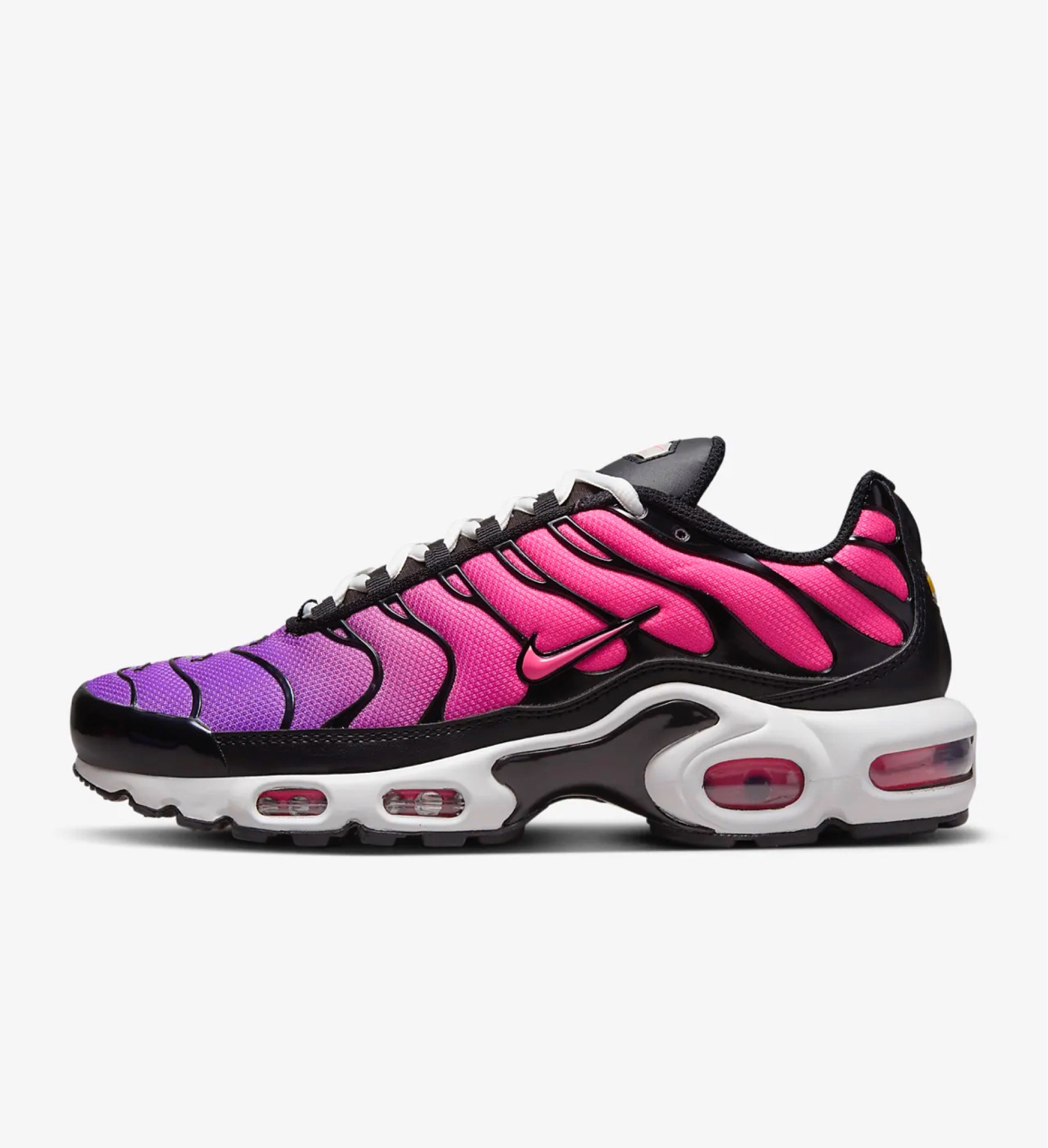 Nike Air Max Plus - Dusk

Let your attitude have the edge. With a Tuned Air experience that offers premium stability, unbelievable cushioning and classic wavy design lines inspired by nature, the Air Max Plus lets you celebrate your defiant style in comfort.
Shown: Vivid Purple/Black/Summit White/Hyper Pink
Style: DZ3670-500

#LTKshoecrush