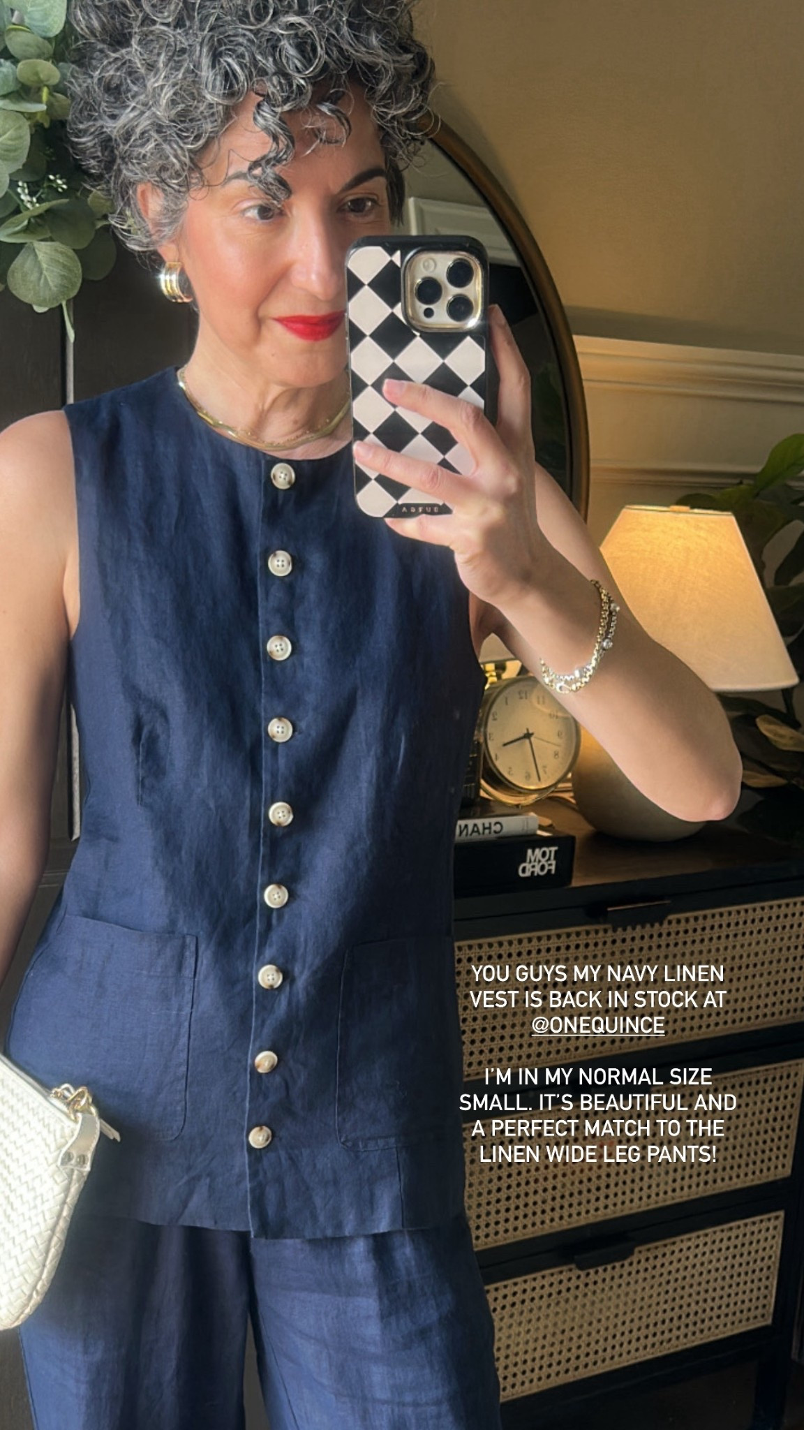 Quince vest in navy is back in stock! I’m in a small. It’s beautiful and a perfect match to the linen pants. 