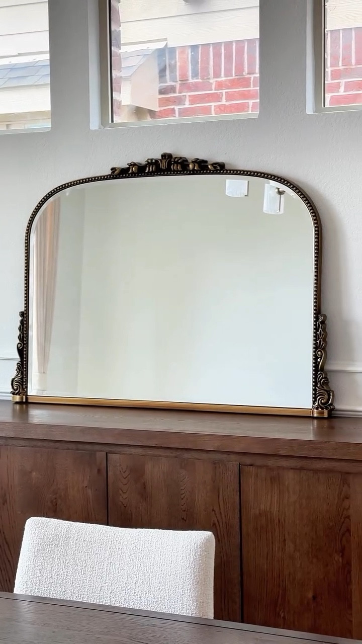 I love me a good mirror 😍 so it’s only fitting that we added one to the dining room.
This arch mirror from @wayfair was affordable, great quality, and reflects light beautifully.
Such a perfect fit — I’m obsessed with how it opens up the space ✨

Comment shop for link 

#Wayfair #DiningRoomDecor #HomeStyling #MirrorFind #HomeInspo #homemaker #homedecor #homedesign #neutraldecor #organicmoderndecor #diningroomtransformation #diningroom
