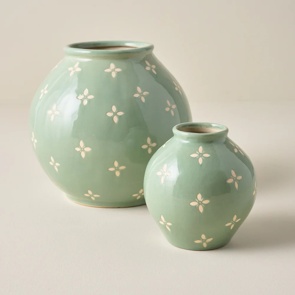 Green and White Luna Vase | Magnolia