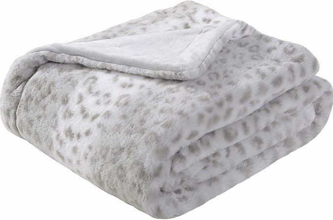Sedona House Animal Print Cheetah Fuzzy Faux Fur Throw Blanket - Super Soft Fuzzy Faux Fur Cozy W... | Amazon (US)