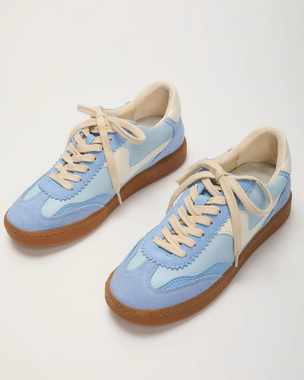 Right Catch Sneakers | VICI