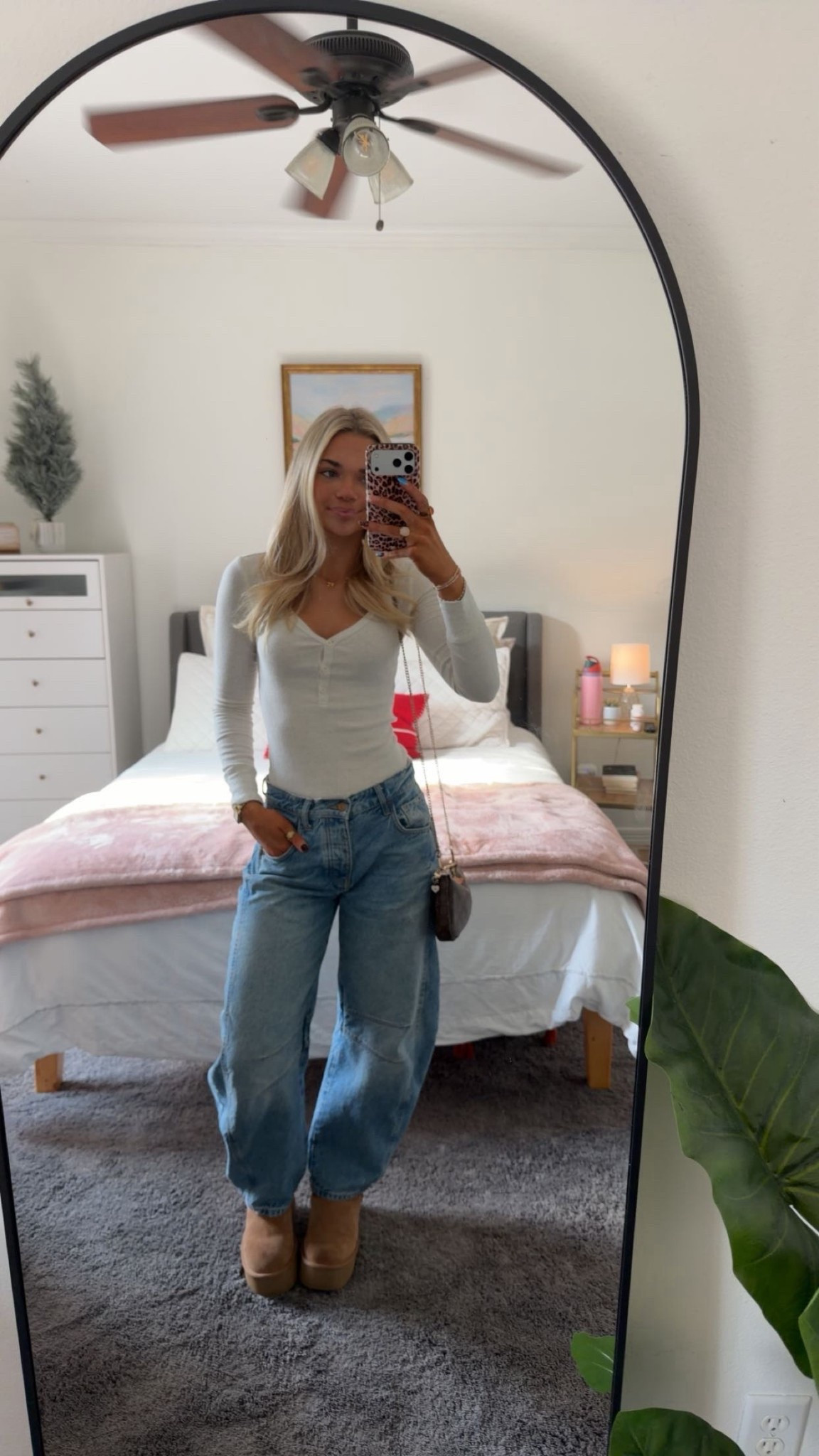 Comfy + cute 

#LTKootd #LTKgrwm #LTKdayinmylife