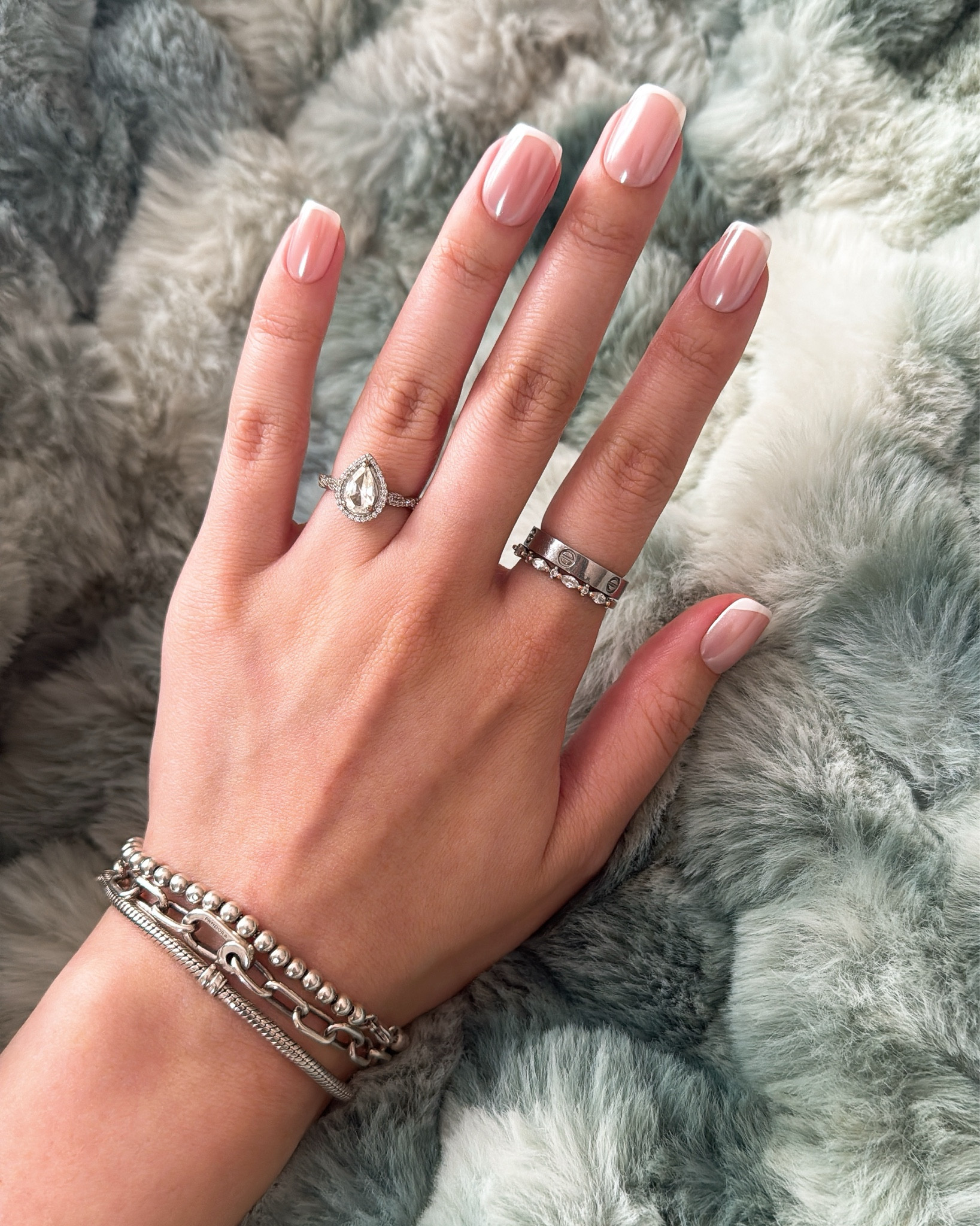 Classy, elegant, timeless design! Love love @glamnetic! #nails #pressons #glamnetic 

#LTKBeauty #LTKSaleAlert #LTKFindsUnder50