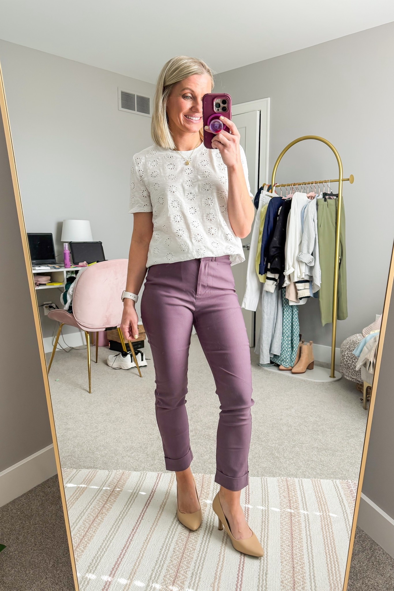 I’m loving these plum pants from @maurices #sponsored
Top- small
Pants- xsmall 


#LTKSeasonal #LTKOver40 #LTKPetite
