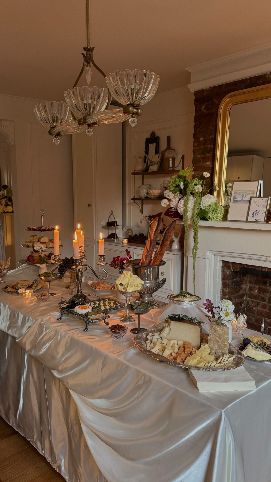 Fall Holiday Hosting inspo from Mallory’s last night ❤️ 

#LTKFindsUnder100 #LTKParties #LTKHome