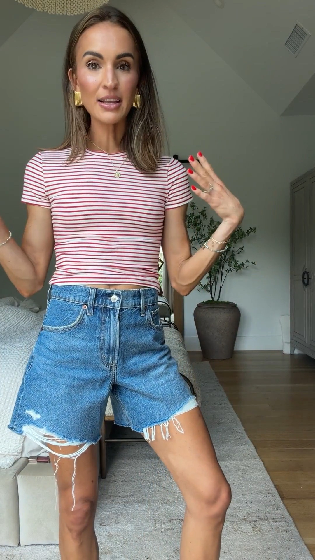 Shorts + tee both on sale! 💗