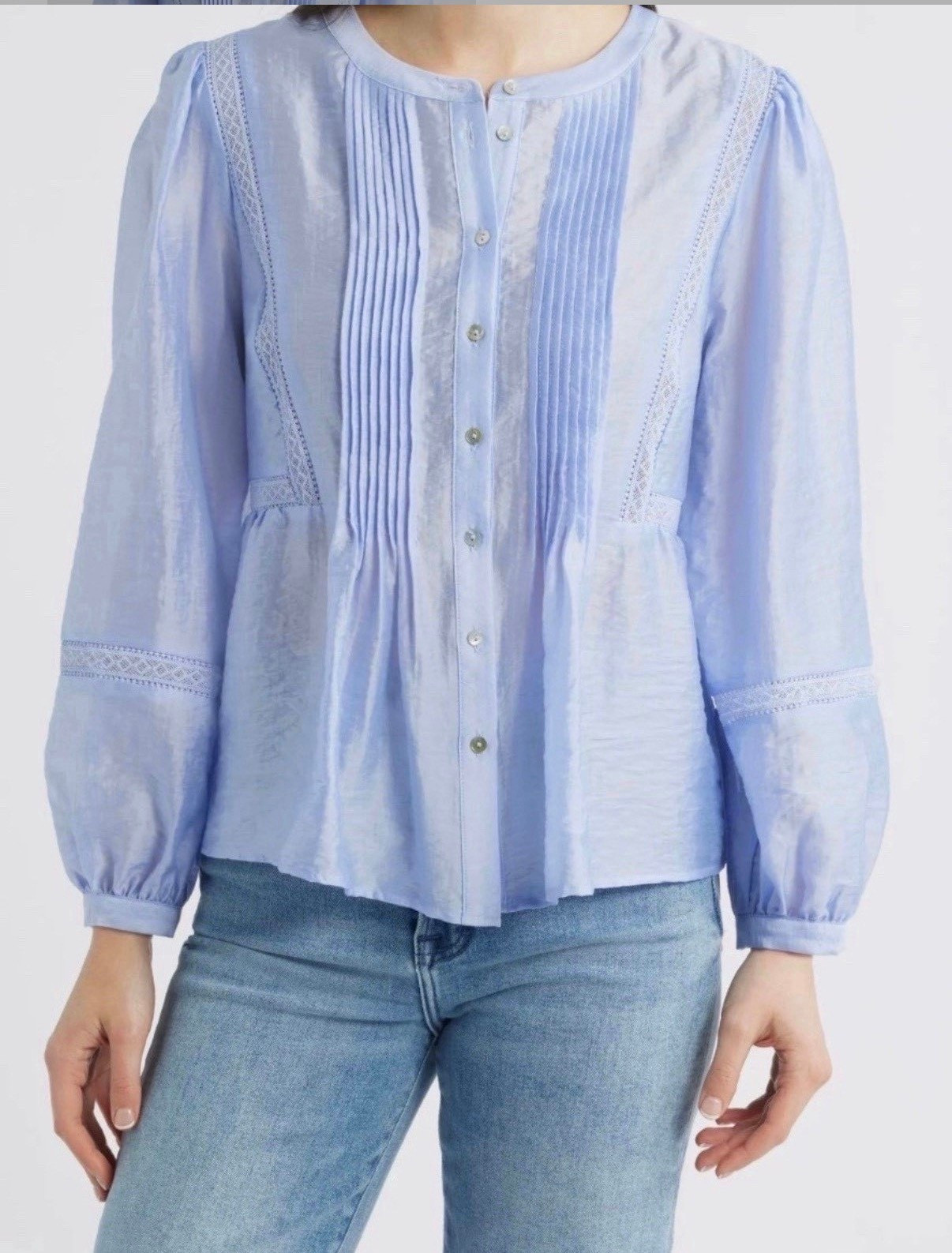 Spring top


#LTKSeasonal #LTKstyletip #LTKfindsunder100