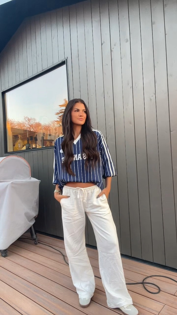 An outfit for a Jersey themed Friendsgiving 

(Electric Picjs Jewelry - Code: WildOne20)

#LTKootd #LTKFindsUnder50