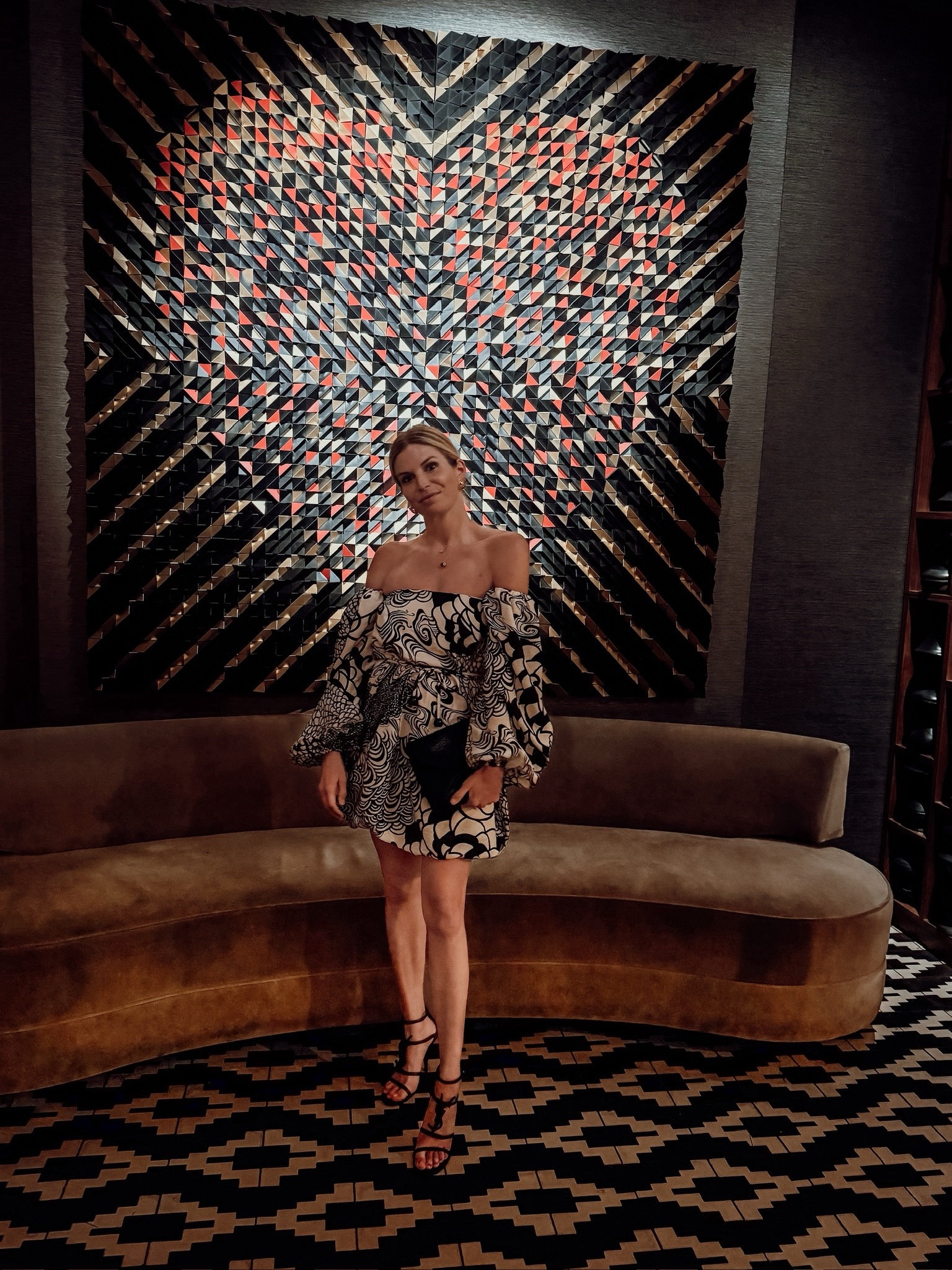 Obsessed with this black + white bubble dress 🖤 linked similar options #LTKstyletip

#LTKSeasonal #LTKStyleTip