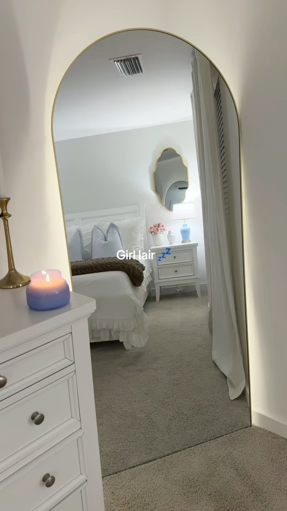 Updated room!!!

#LTKvlog #LTKselfcare #LTKmorningroutine