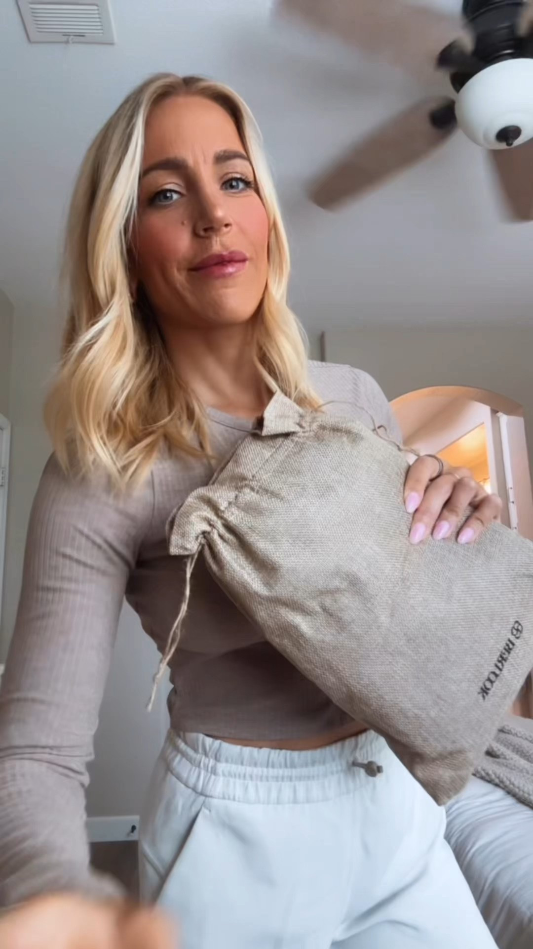 Wearing an xs in each piece 